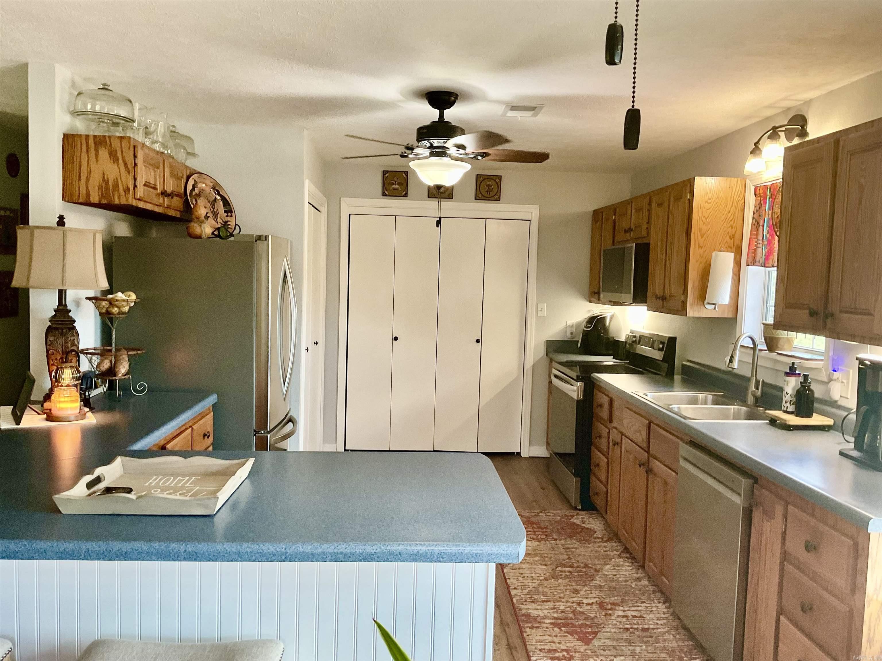 1883 Marion County Road 2027  Yellville, AR