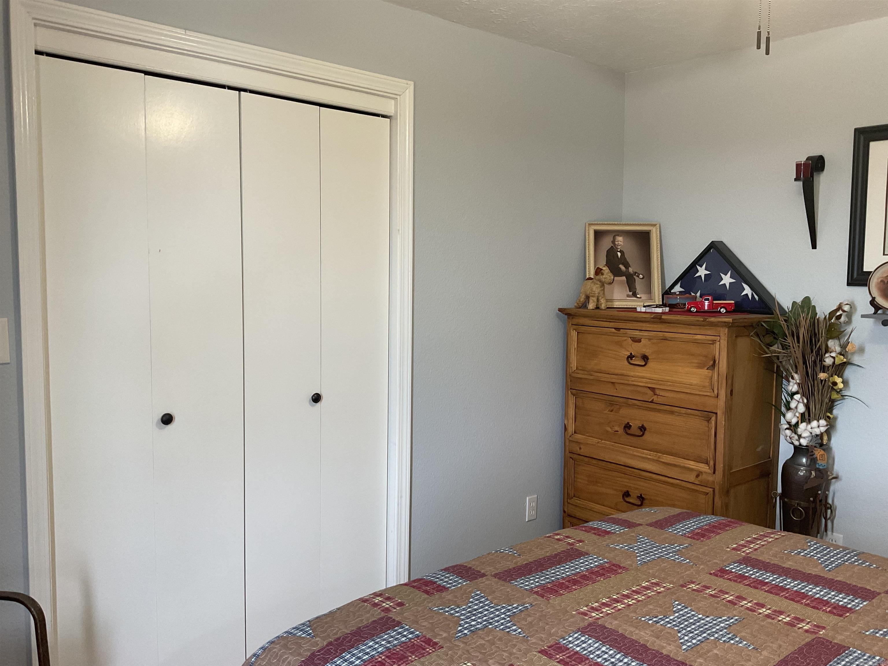 1883 Marion County Road 2027  Yellville, AR