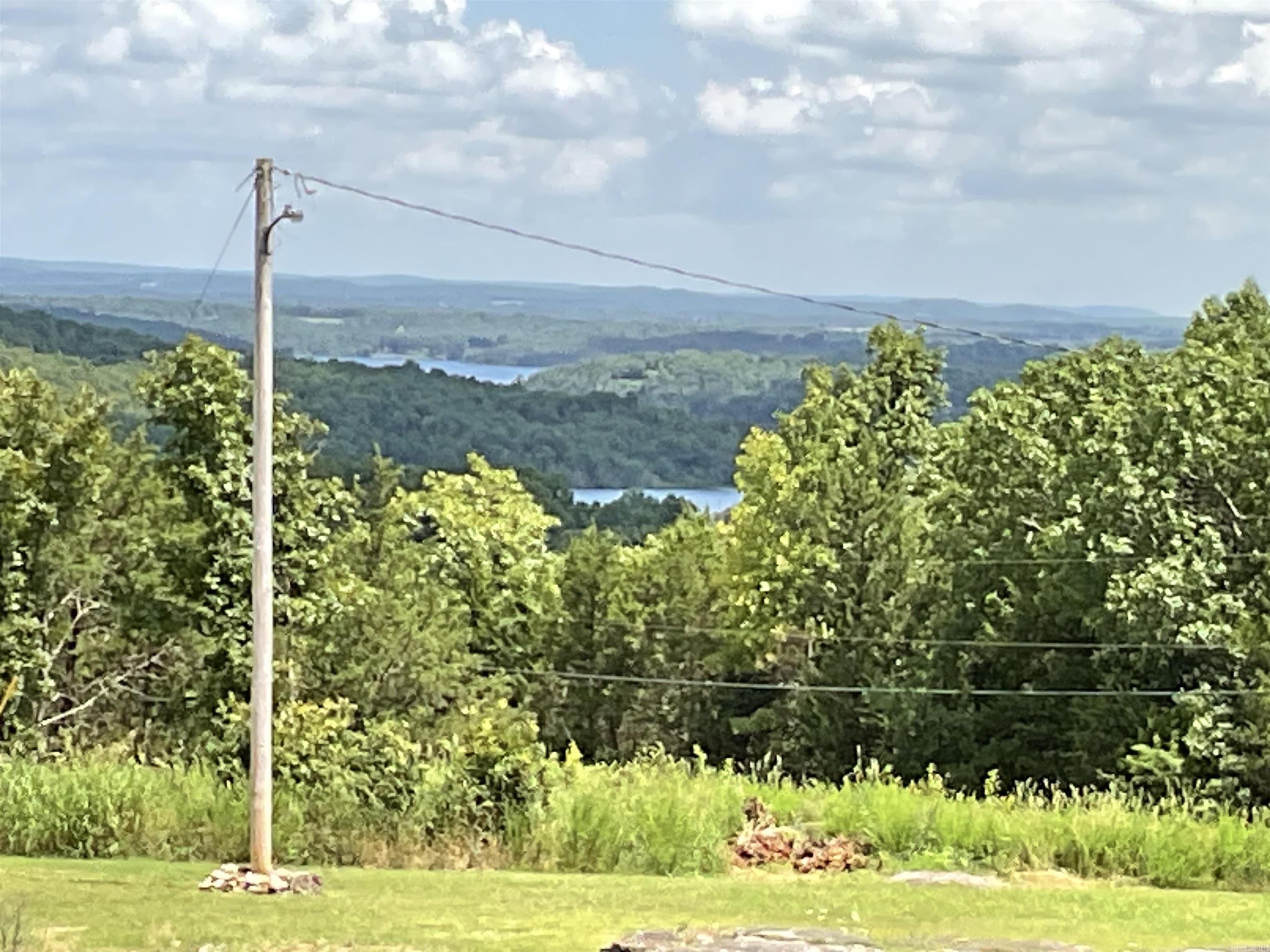 1883 Marion County Road 2027  Yellville, AR