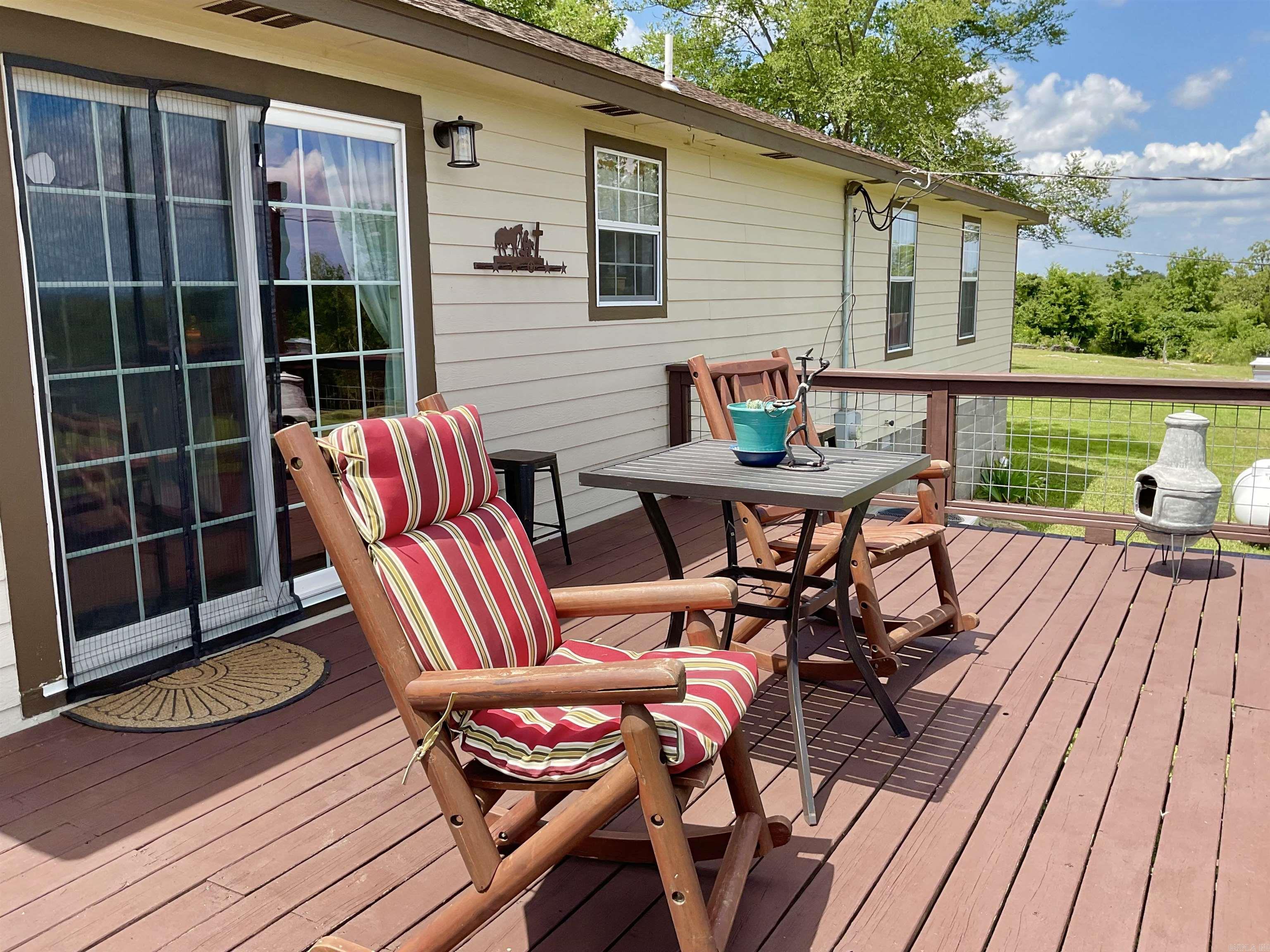 1883 Marion County Road 2027  Yellville, AR