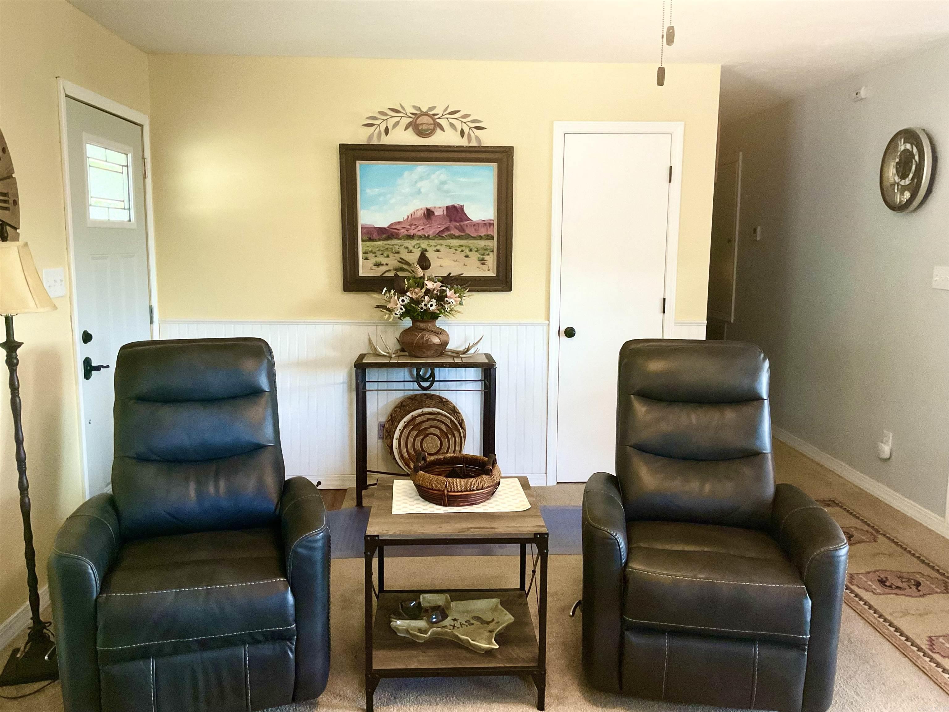 1883 Marion County Road 2027  Yellville, AR