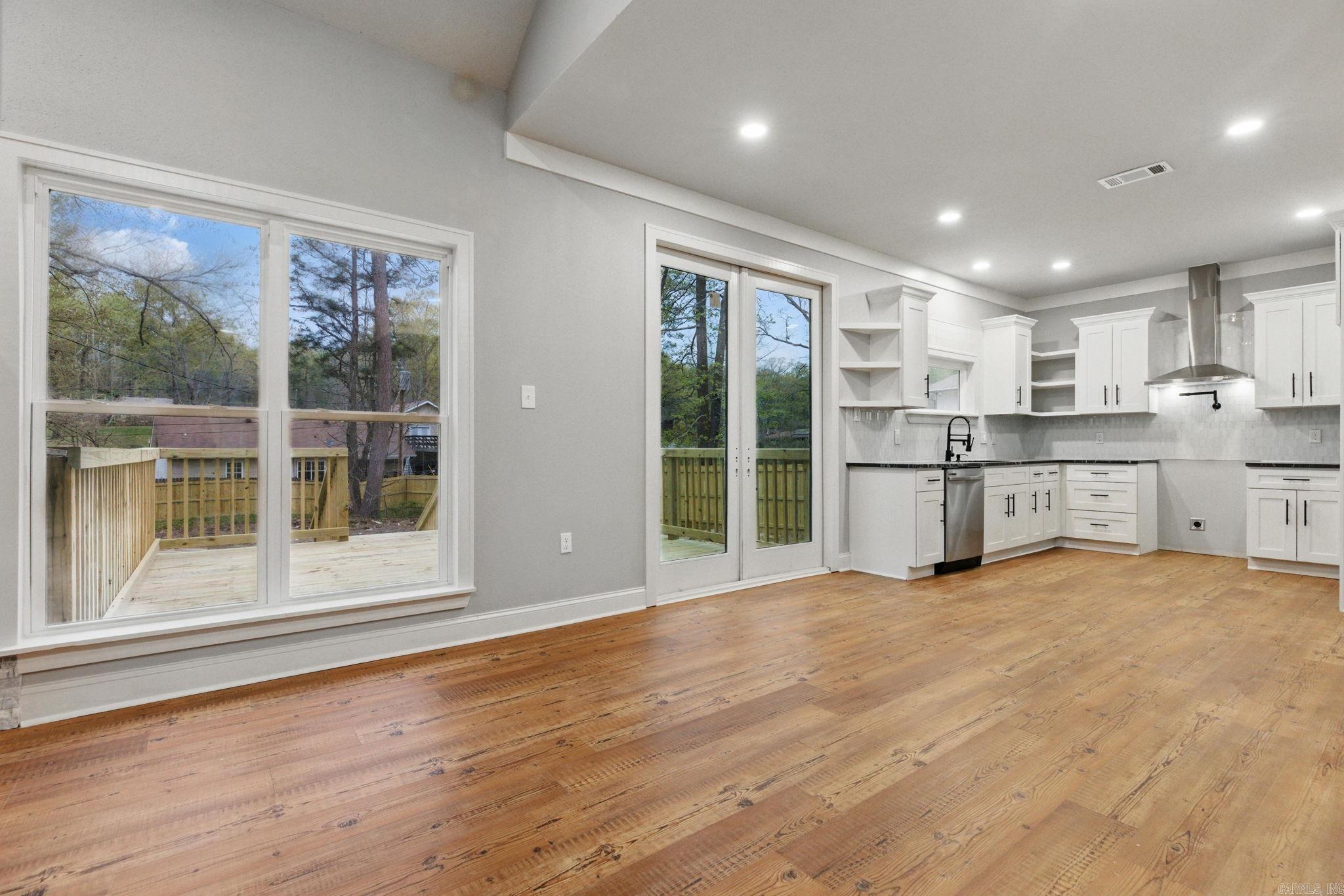 15210  Sara Drive  Little Rock, AR