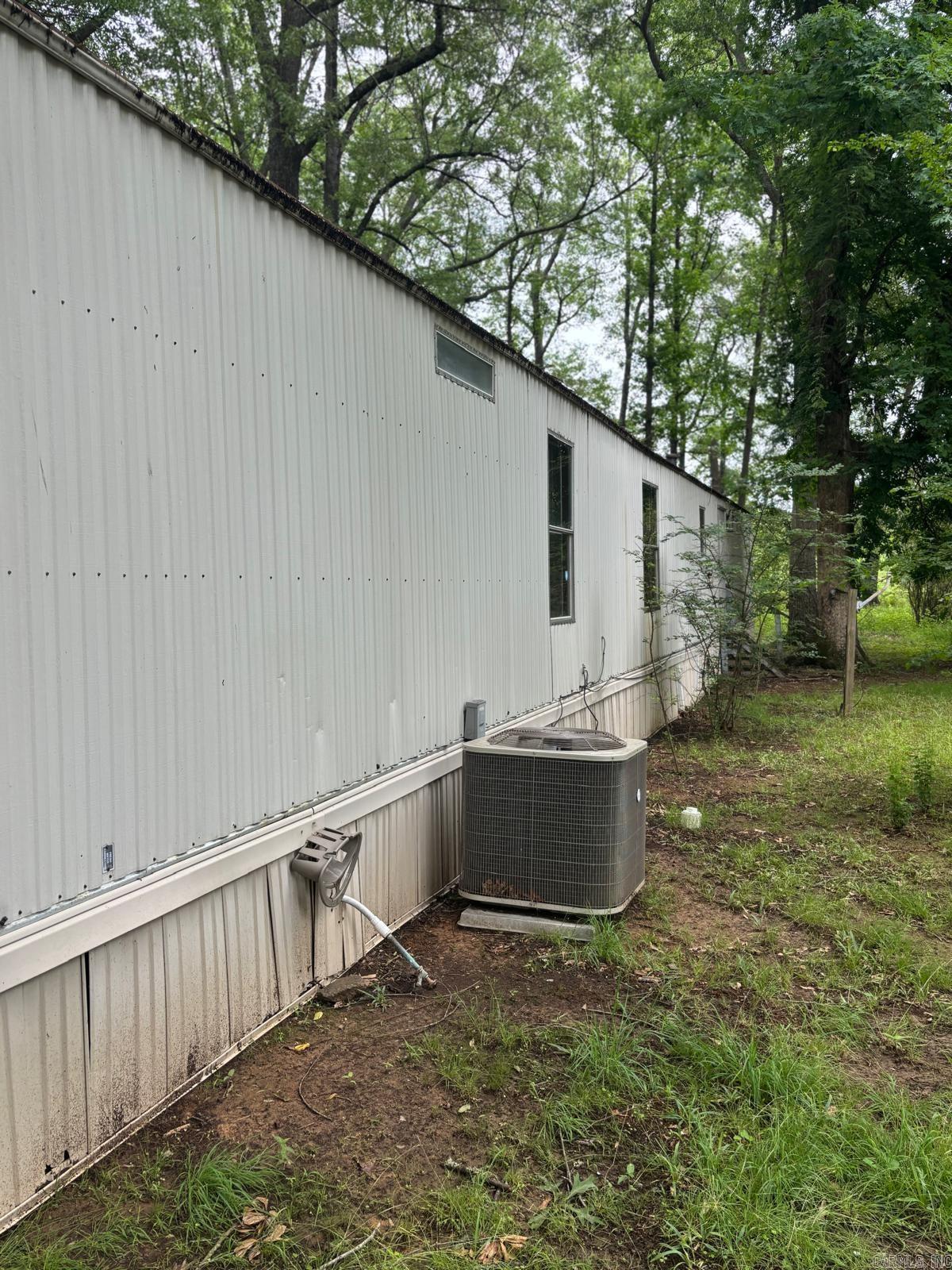 1721  Leonard Dr  Jacksonville, AR