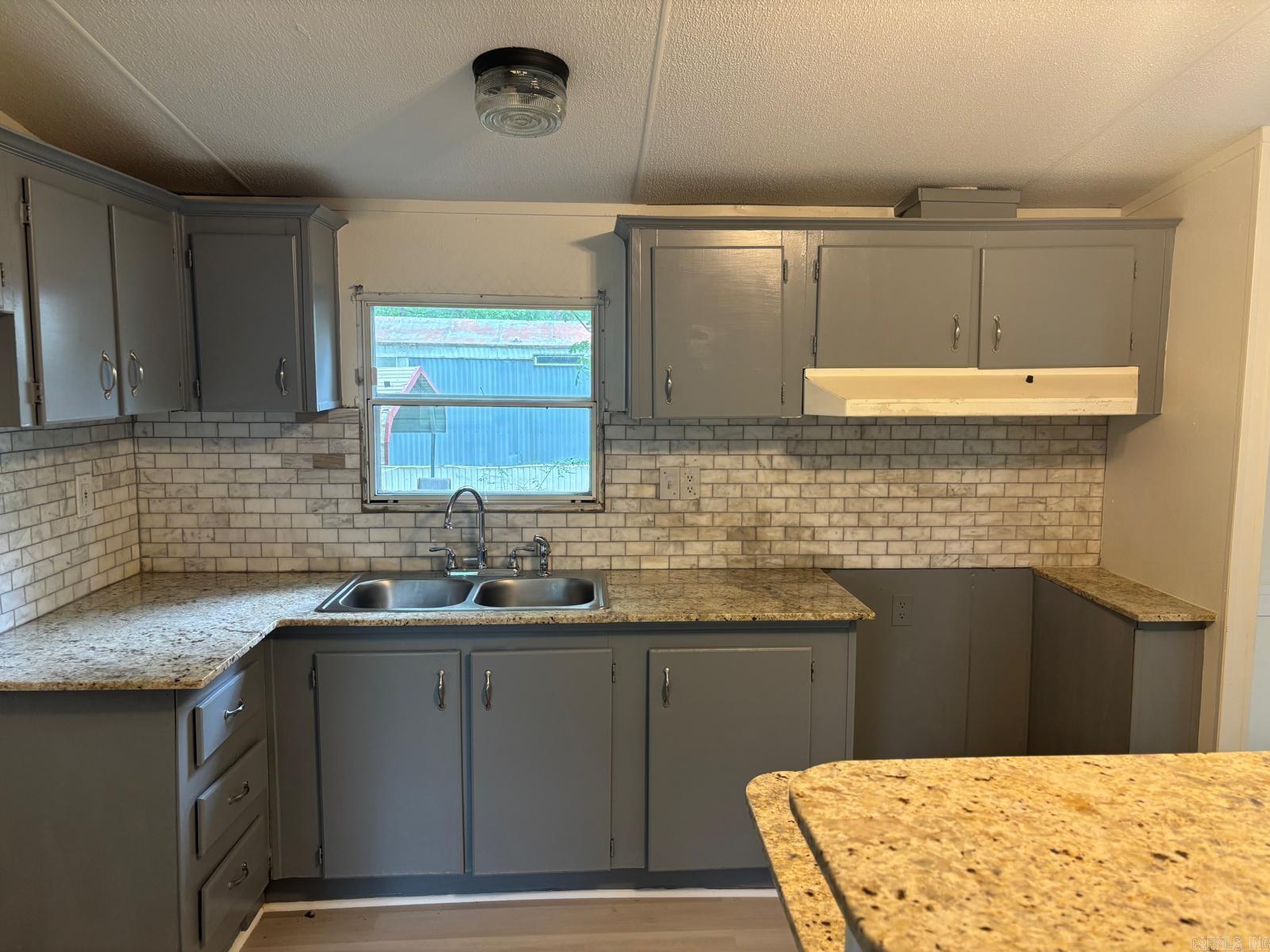 1721  Leonard Dr  Jacksonville, AR