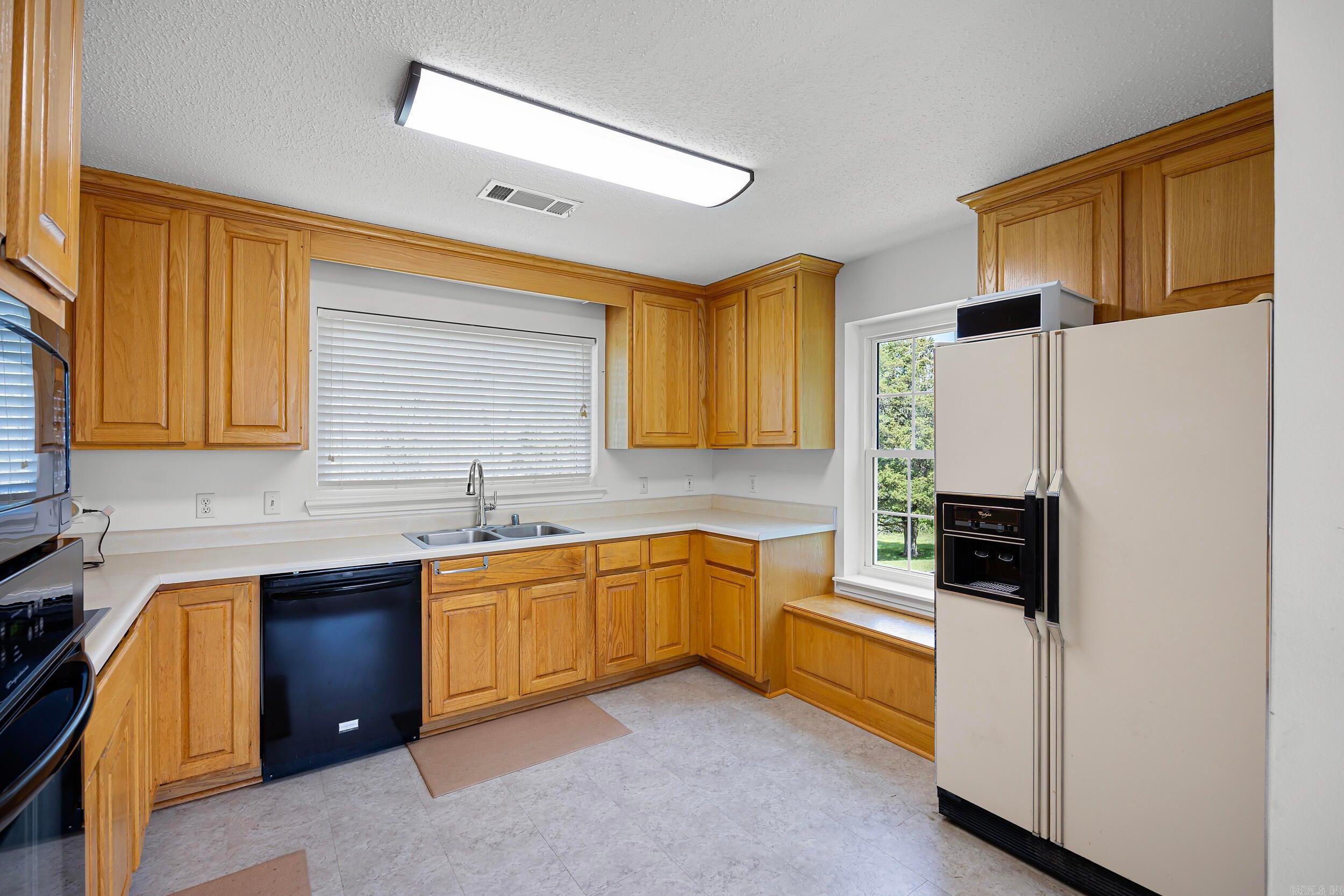 329  Scott Ln  Russellville, AR
