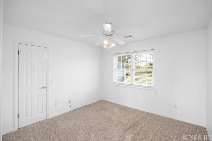 329  Scott Ln  Russellville, AR