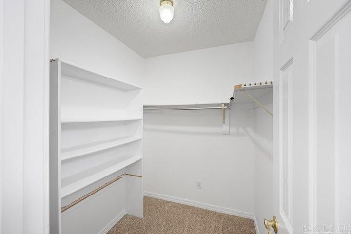 329  Scott Ln  Russellville, AR