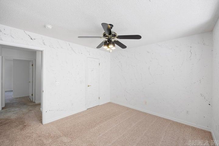 329  Scott Ln  Russellville, AR