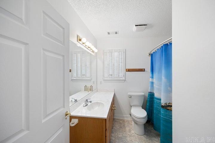 329  Scott Ln  Russellville, AR