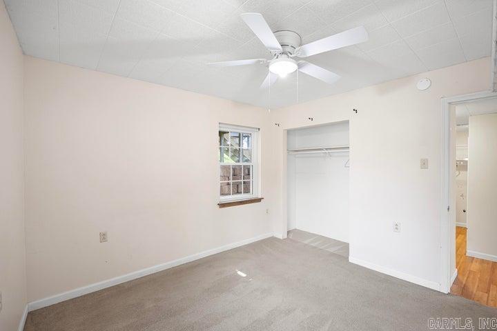 329  Scott Ln  Russellville, AR