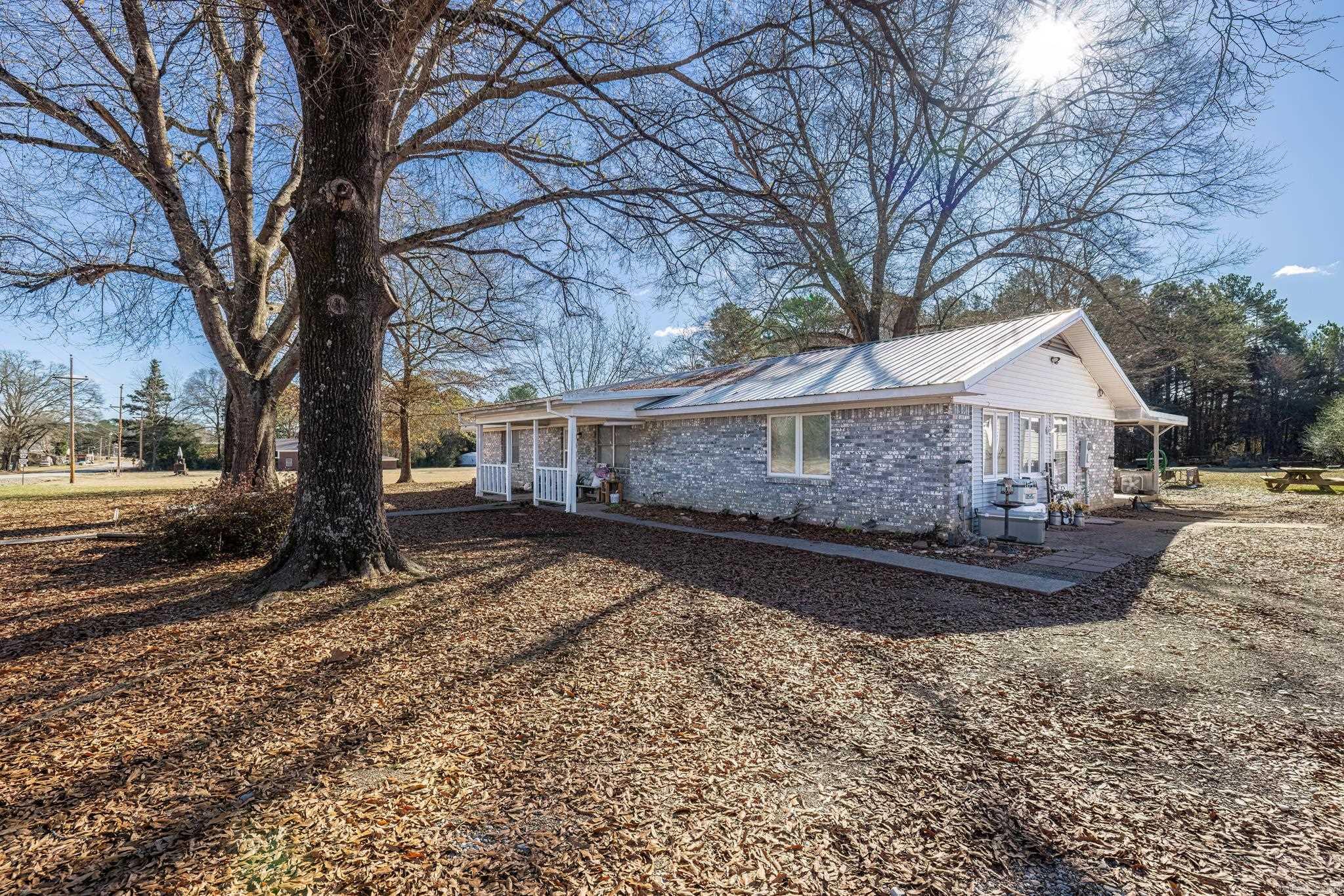 3191  Highway 26  Delight, AR