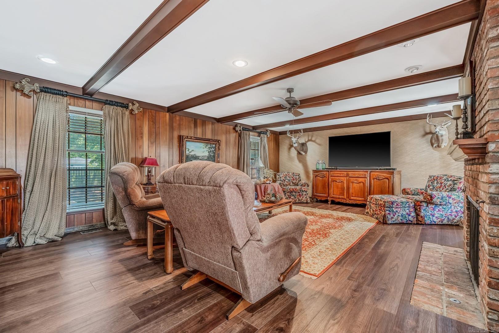 200  Chestnut Drive  England, AR