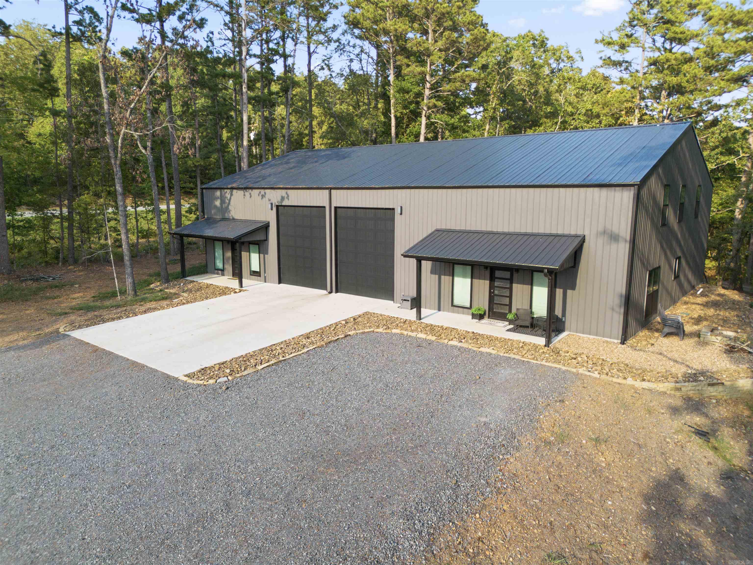 211  Woodland Shores  Clinton, AR