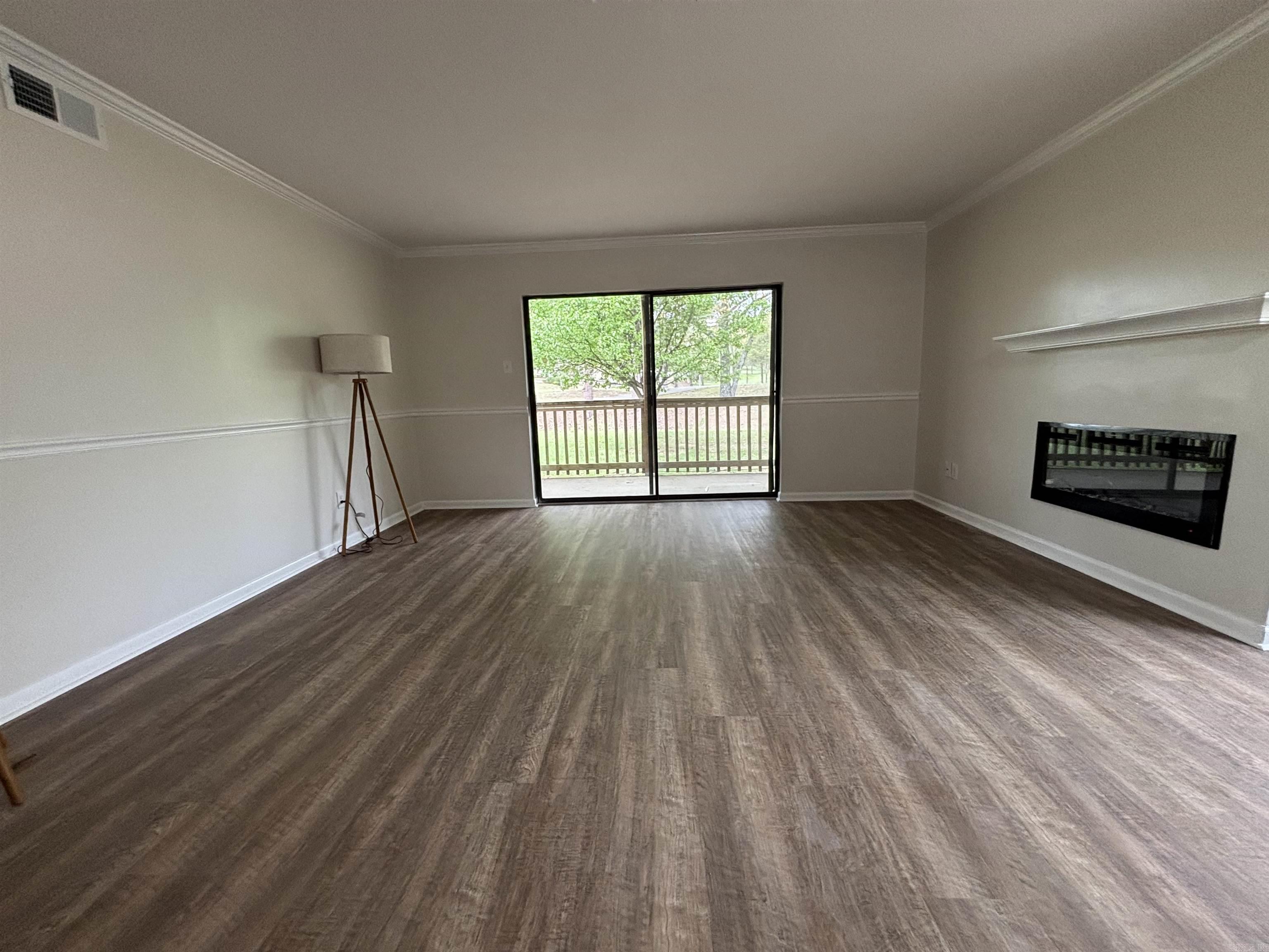 101  Pine FOREST D-15  Maumelle, AR