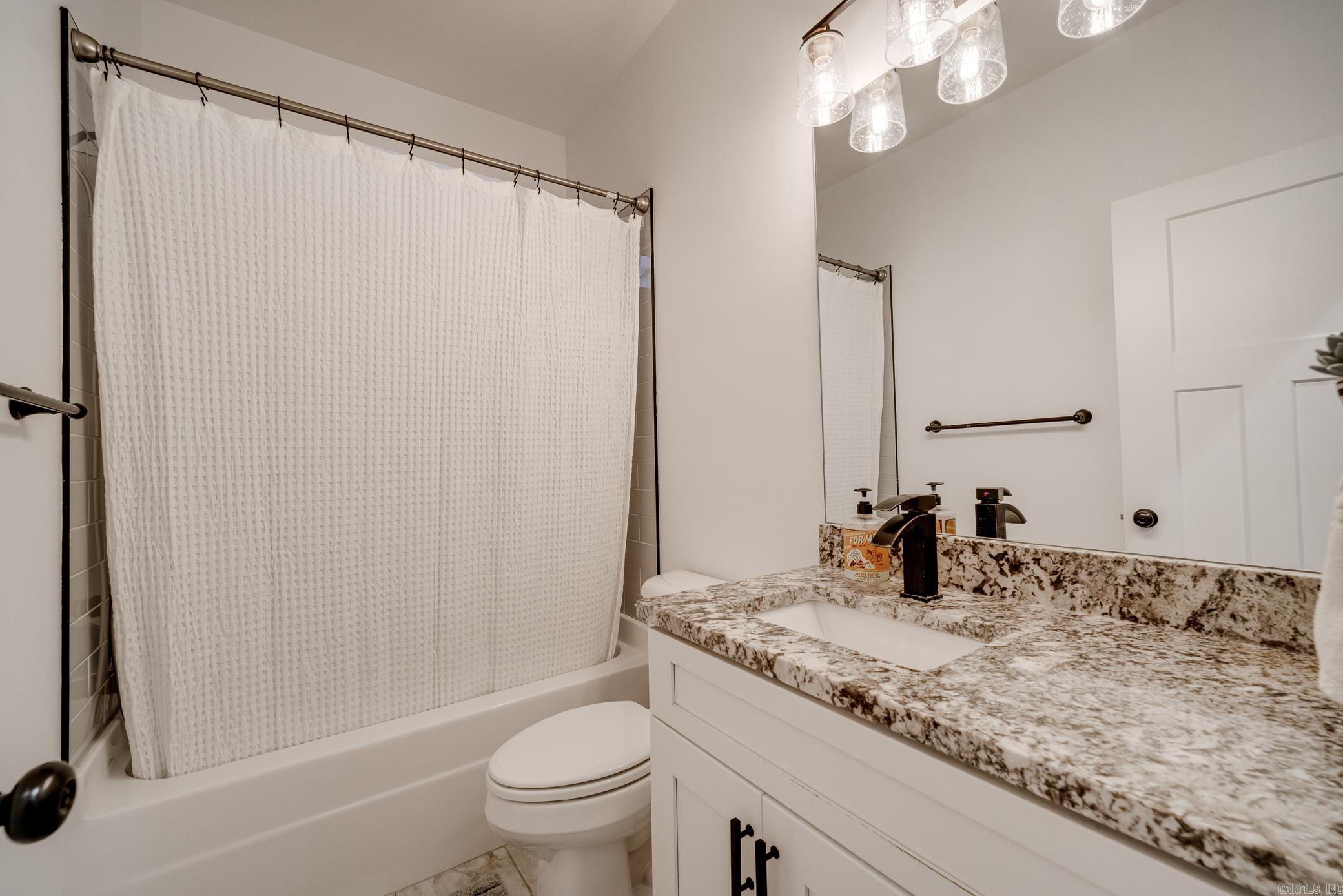 27  Indian Springs Dr.  Greenbrier, AR