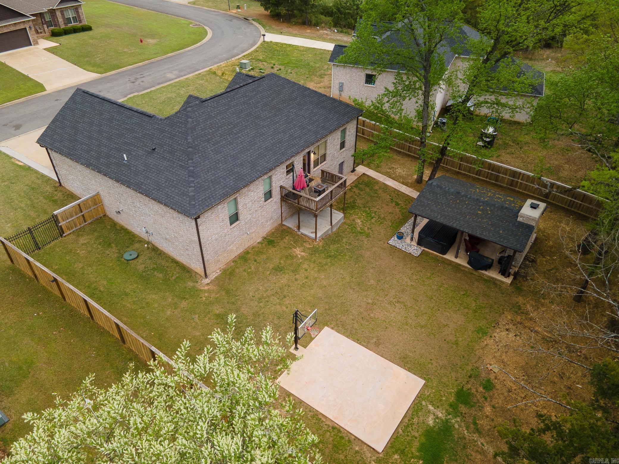 27  Indian Springs Dr.  Greenbrier, AR