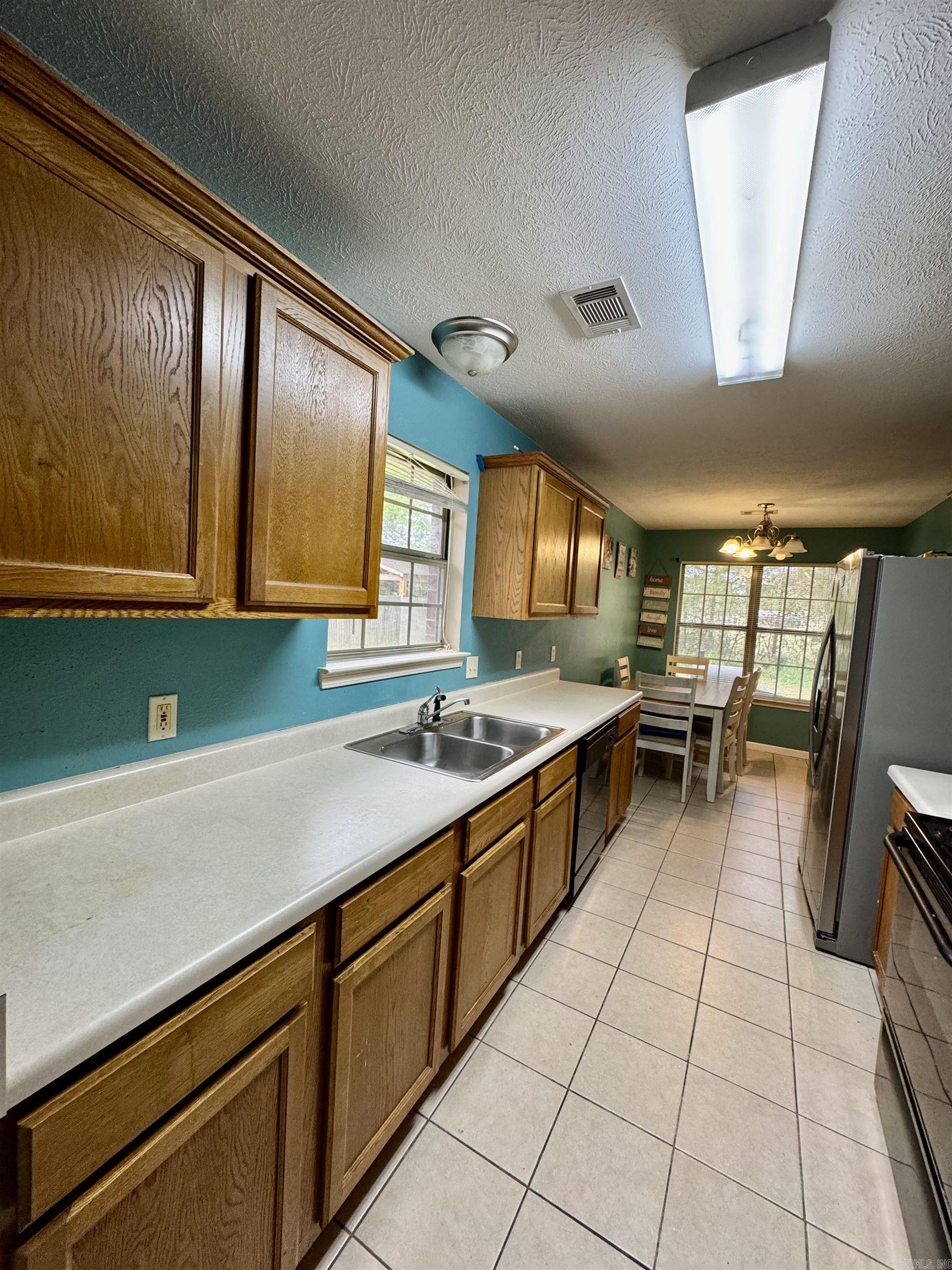 135  Shiloh  Conway, AR