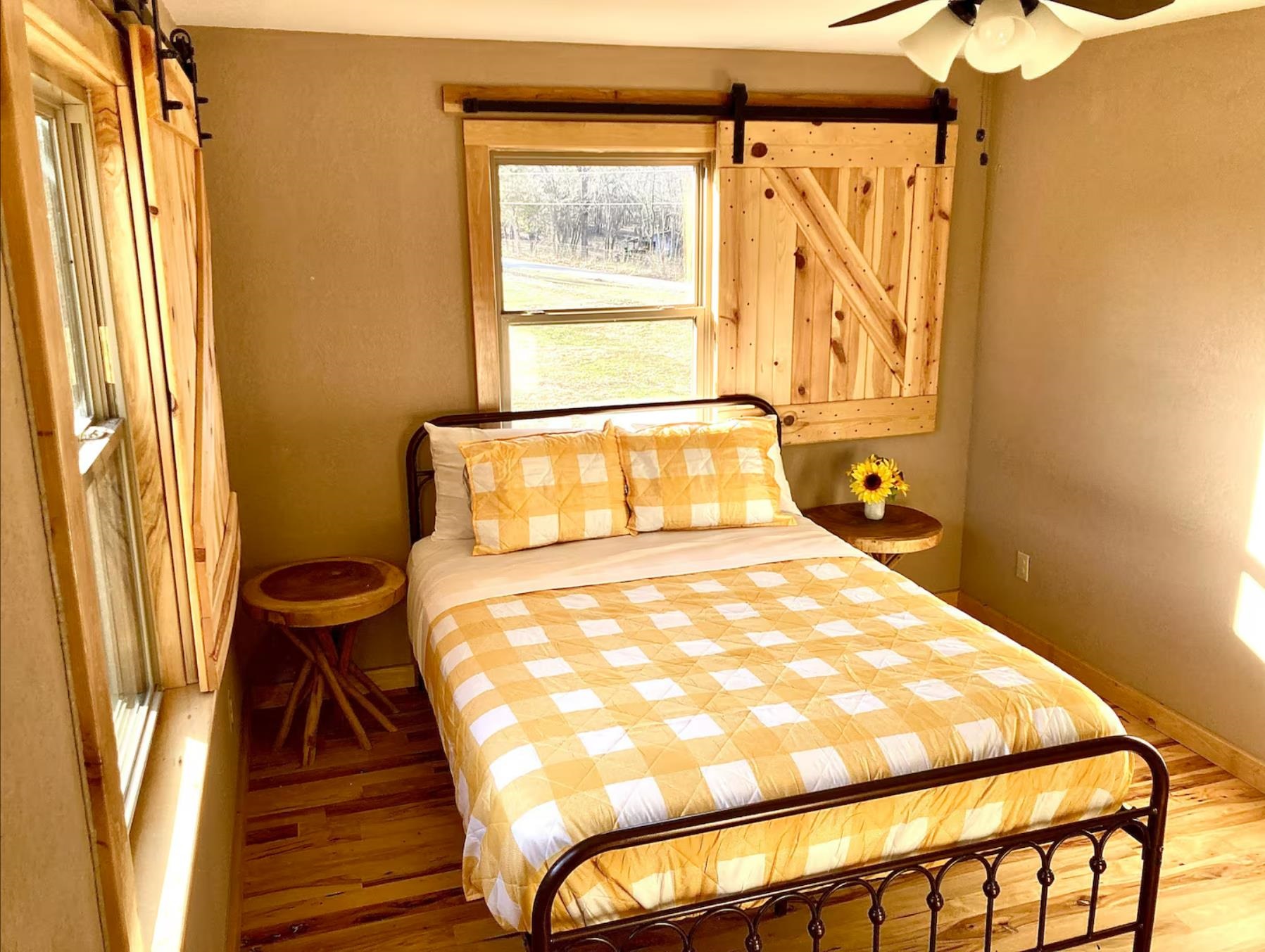 758  J Lynne Drive  Mountain View, AR