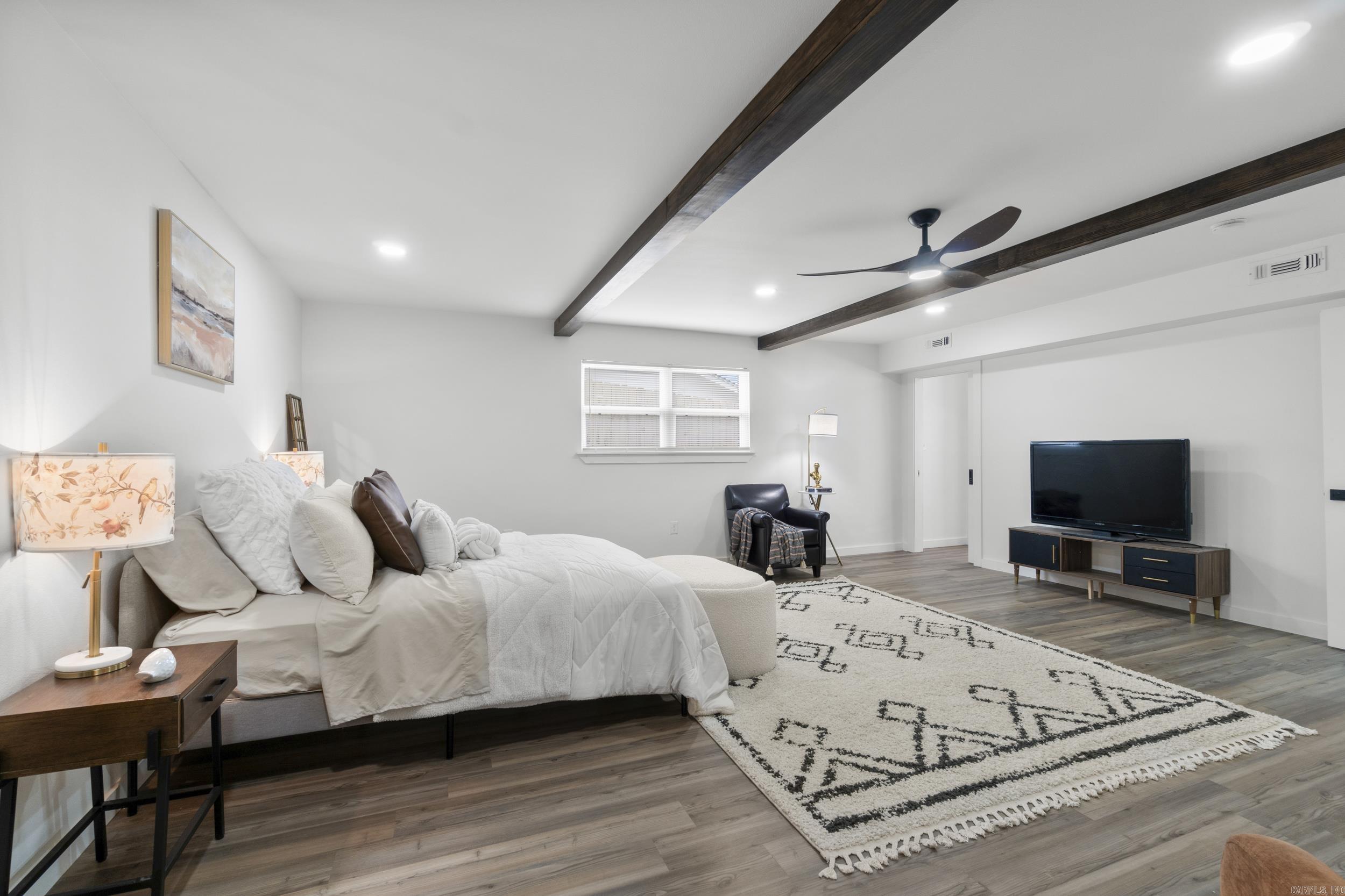 7  Buttermilk  Little Rock, AR