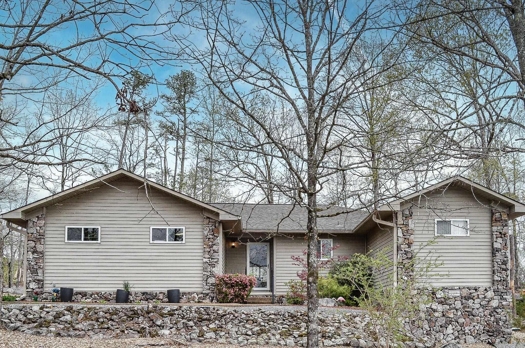 2  Paterna Lane  Hot Springs Village, AR