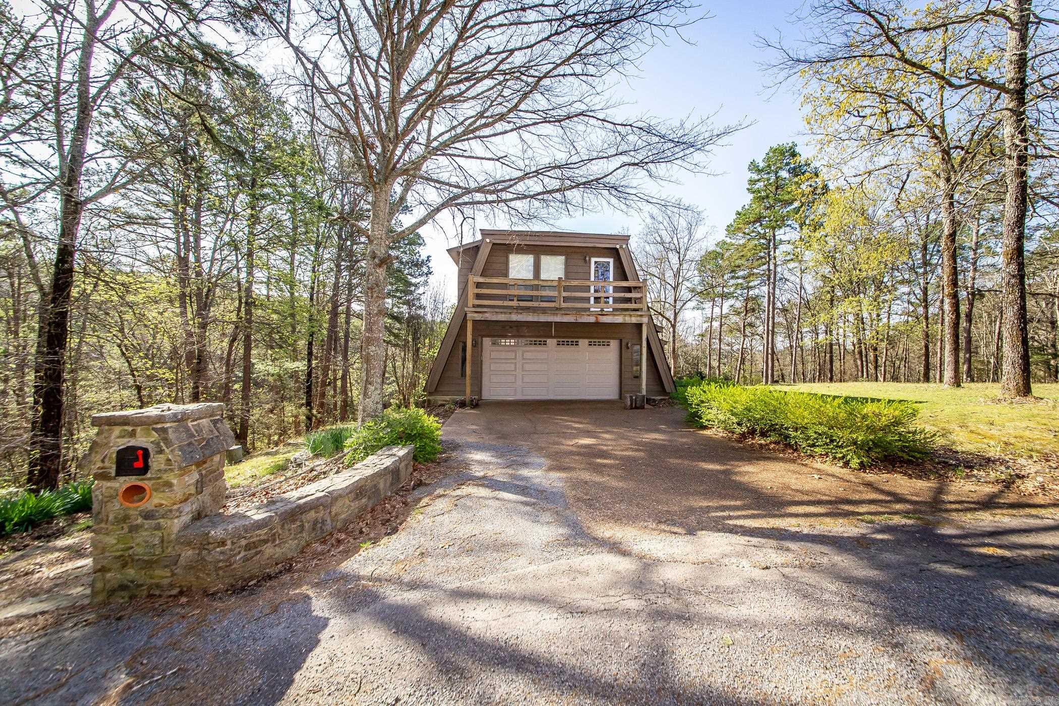 120  Edgemere  Fairfield Bay, AR