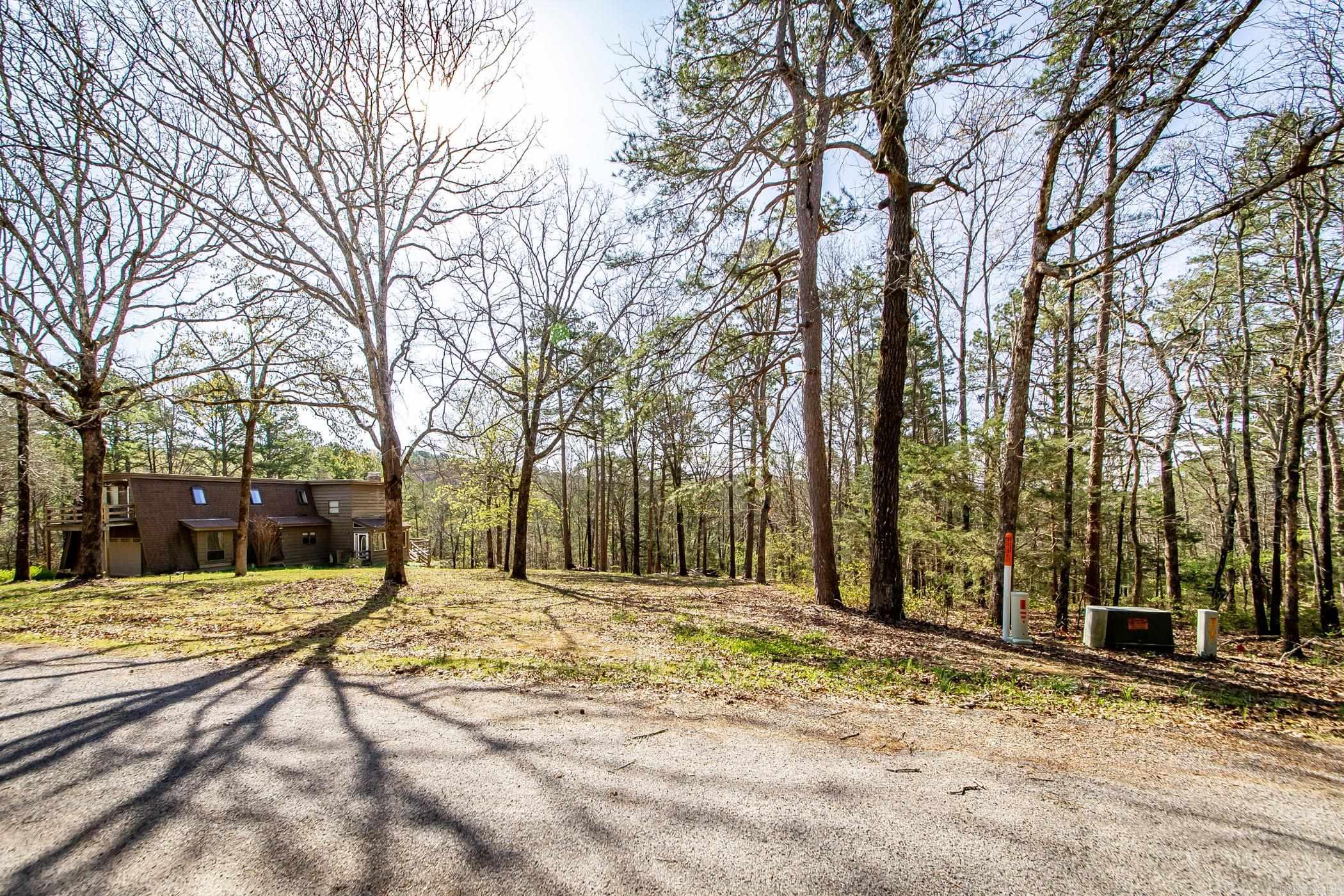 120  Edgemere  Fairfield Bay, AR