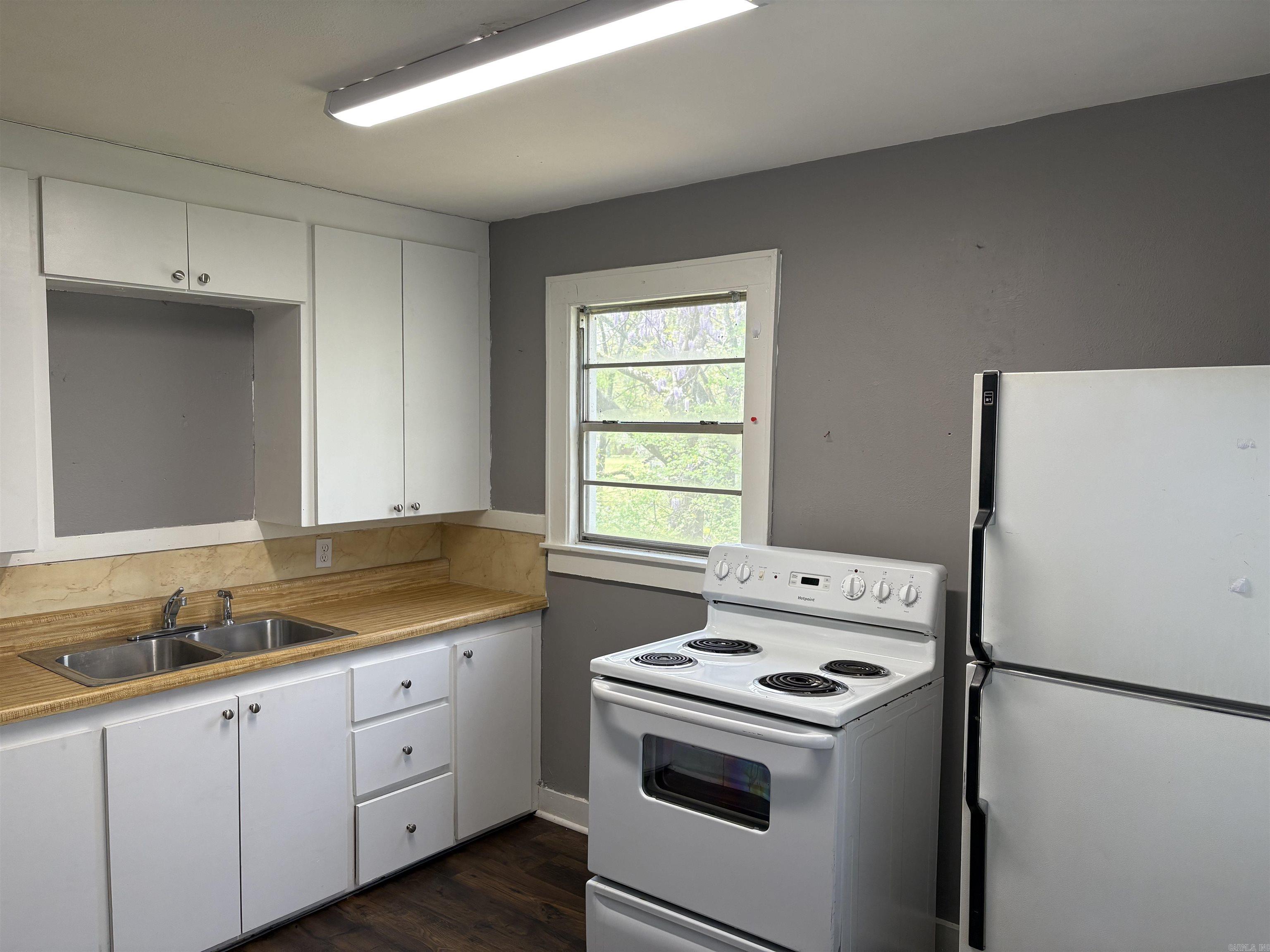 3803  Burks  North Little Rock, AR