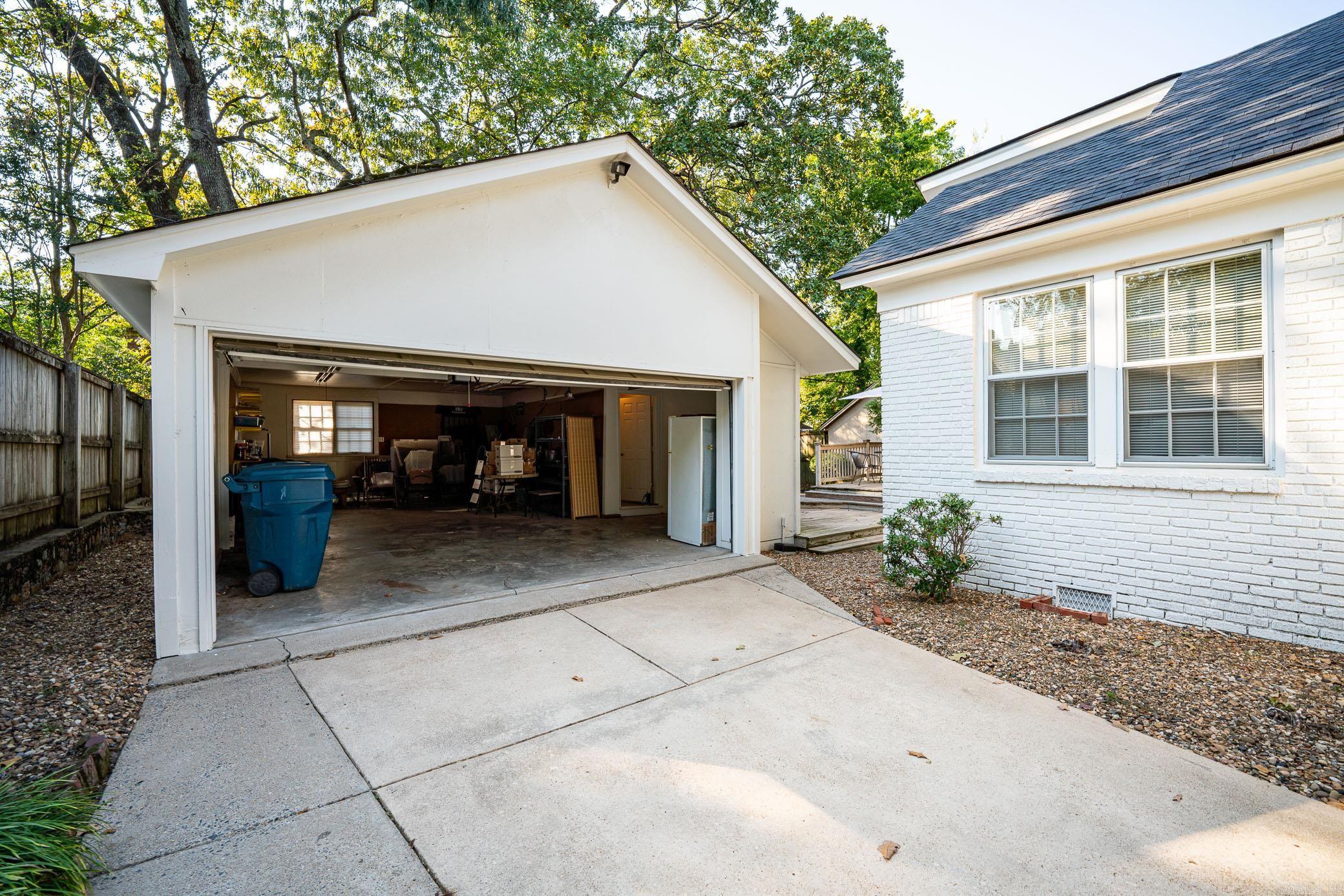 1826  N Monroe  Little Rock, AR