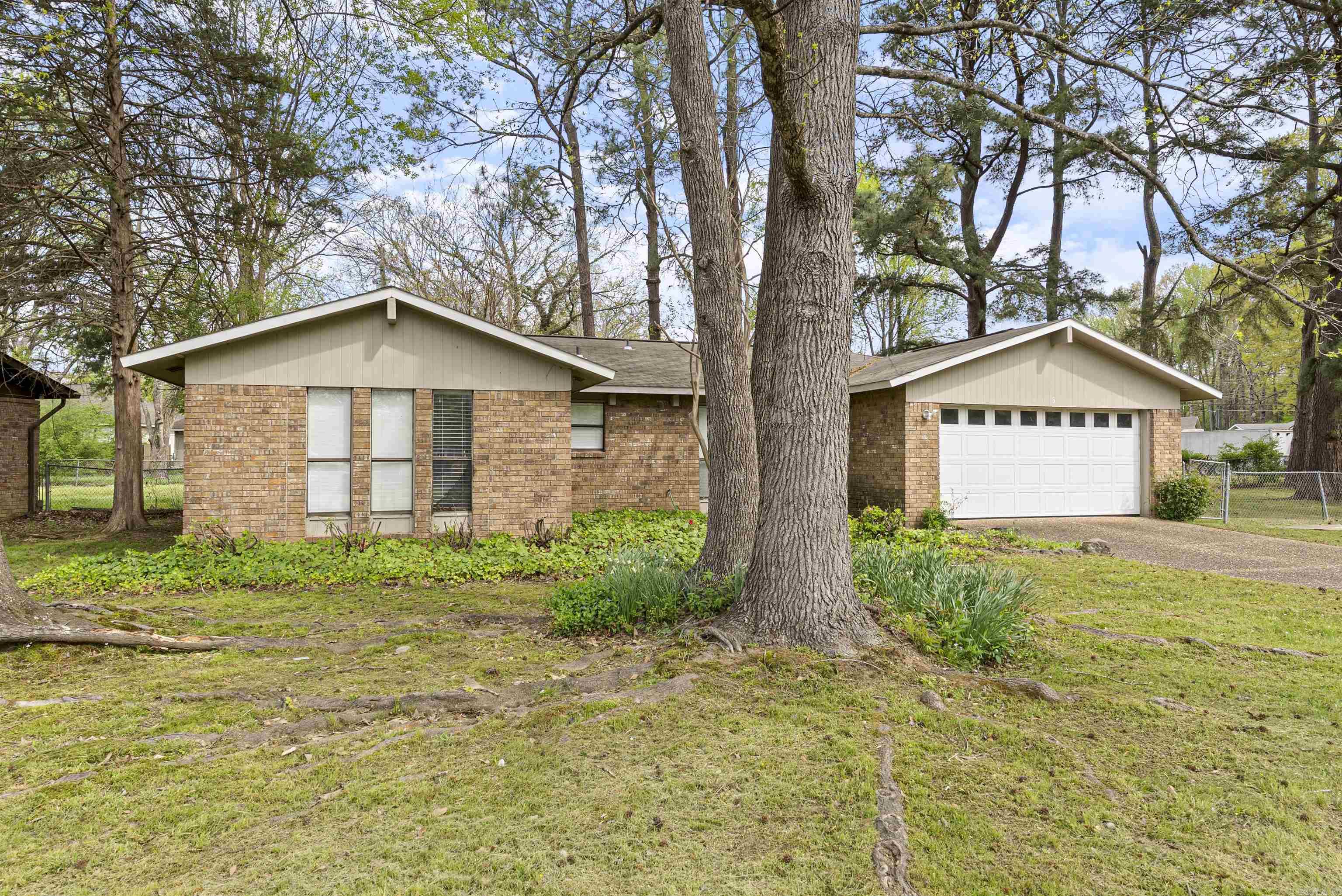15  Cherryridge  Jacksonville, AR
