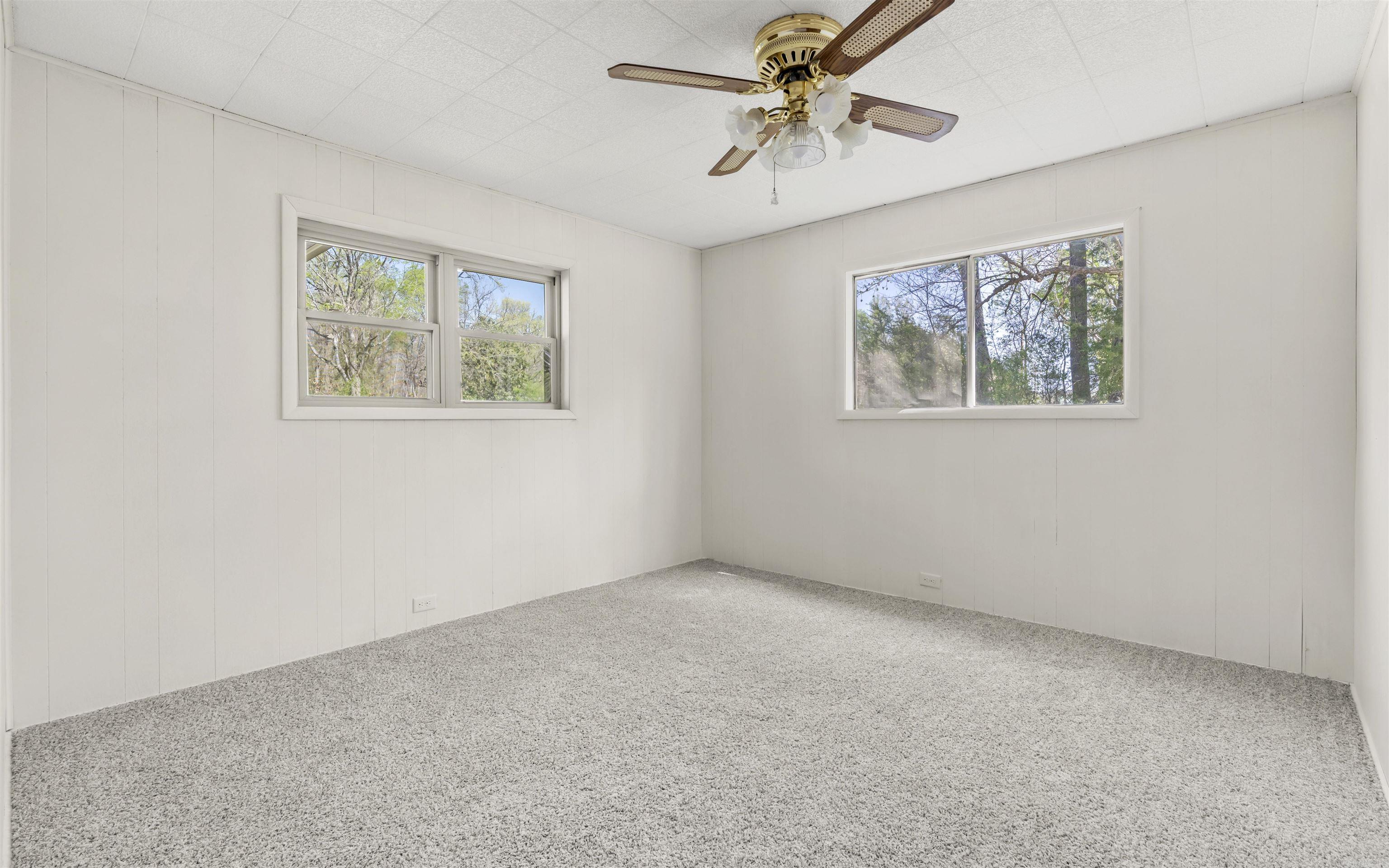 1660  Deerpark  Hot Springs, AR