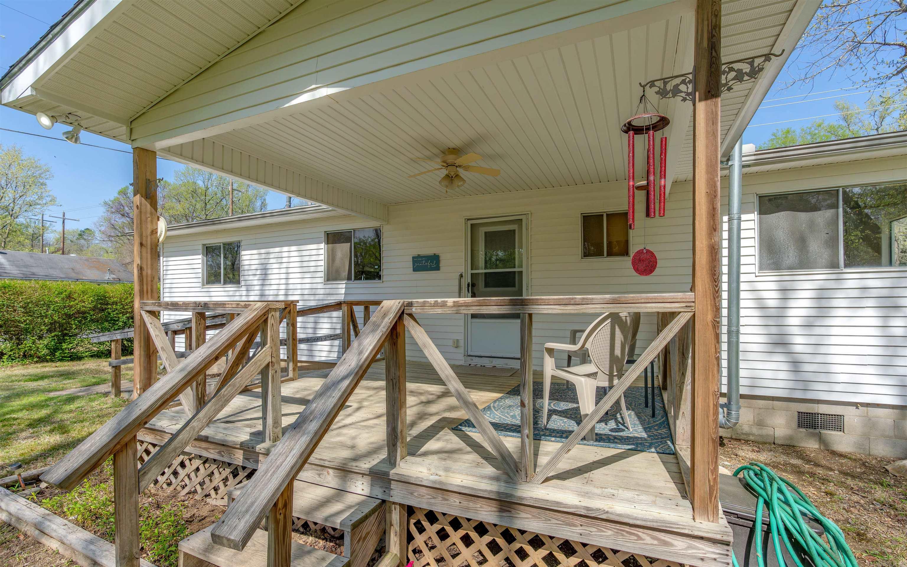1660  Deerpark  Hot Springs, AR