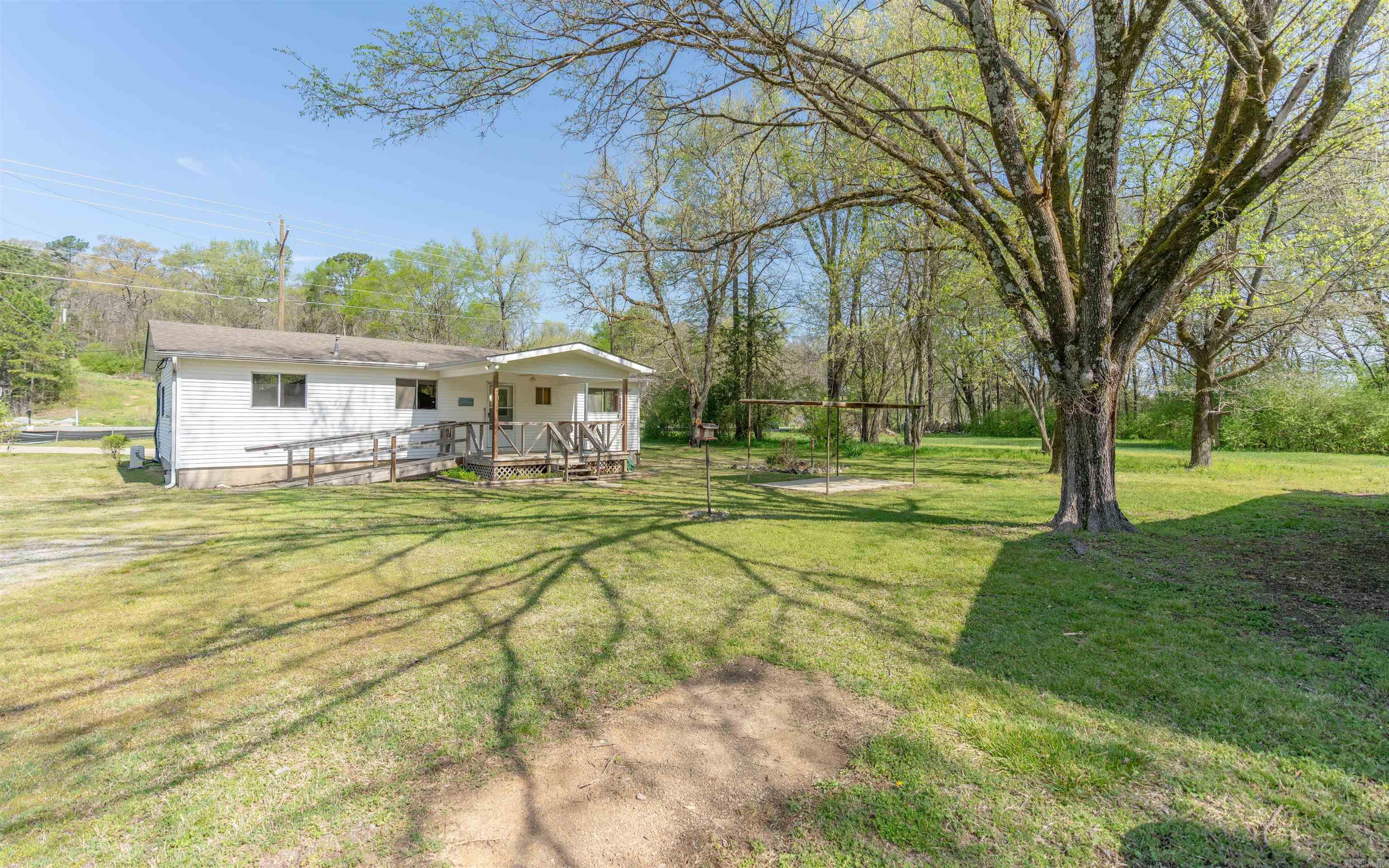 1660  Deerpark  Hot Springs, AR