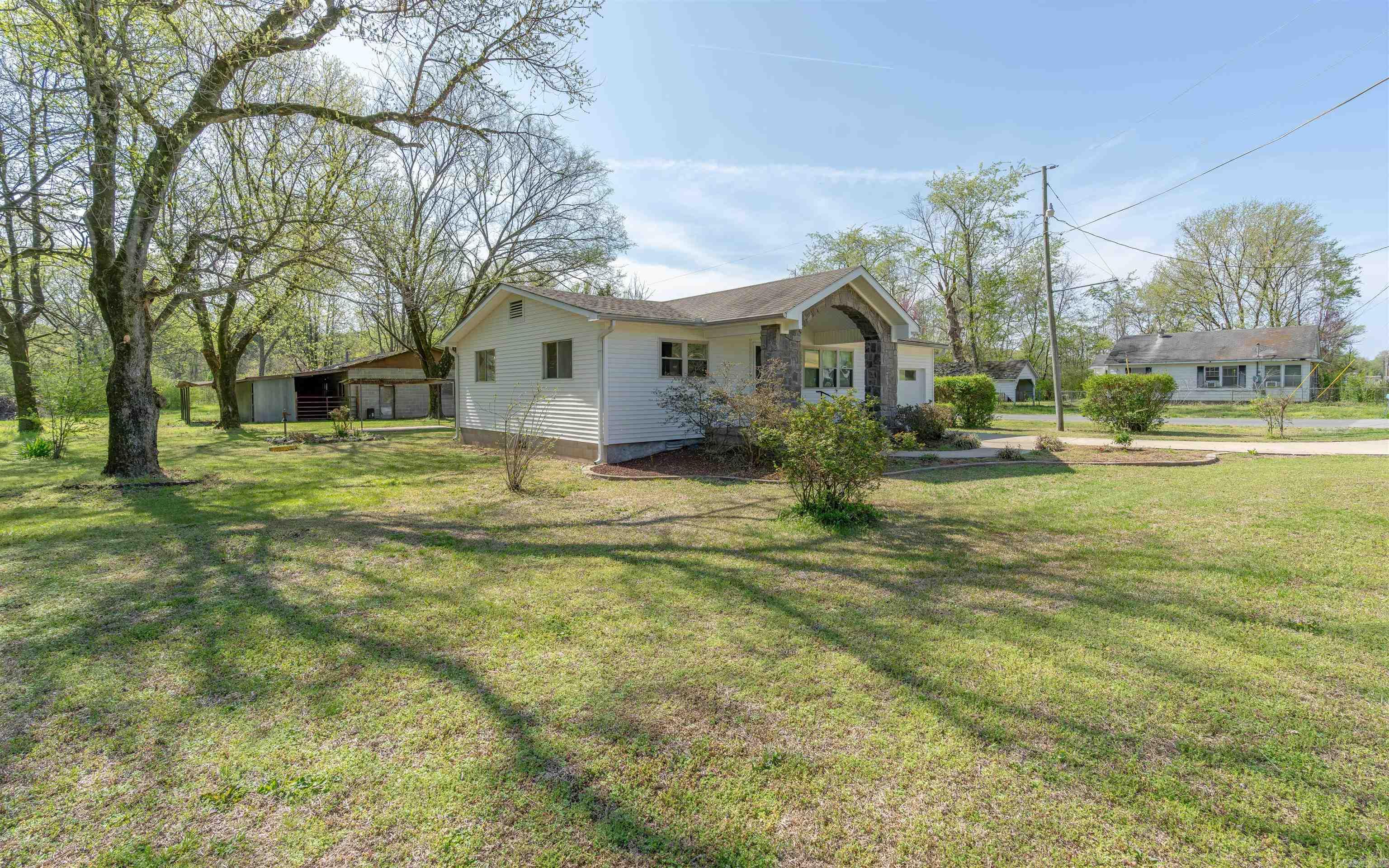 1660  Deerpark  Hot Springs, AR
