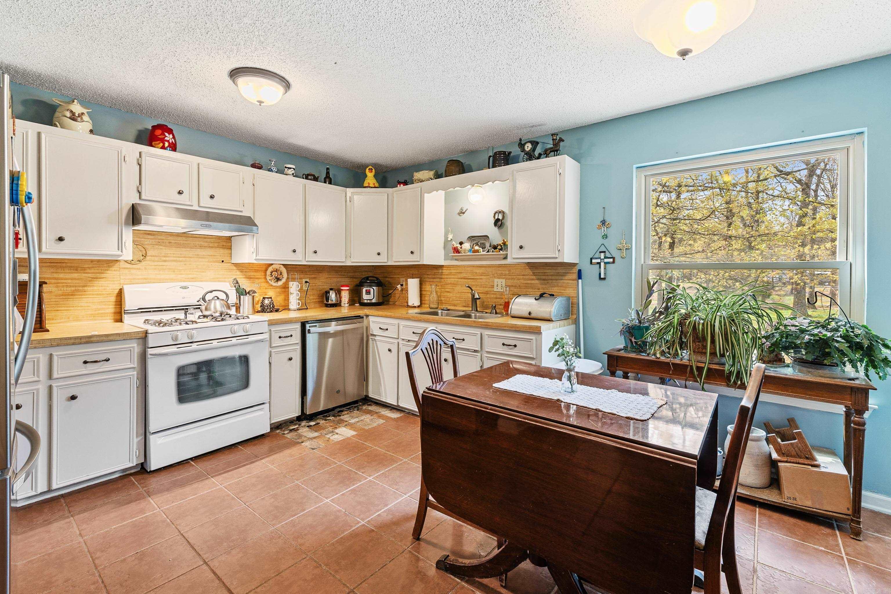 3613 Northlake Road Alexander, AR 72002