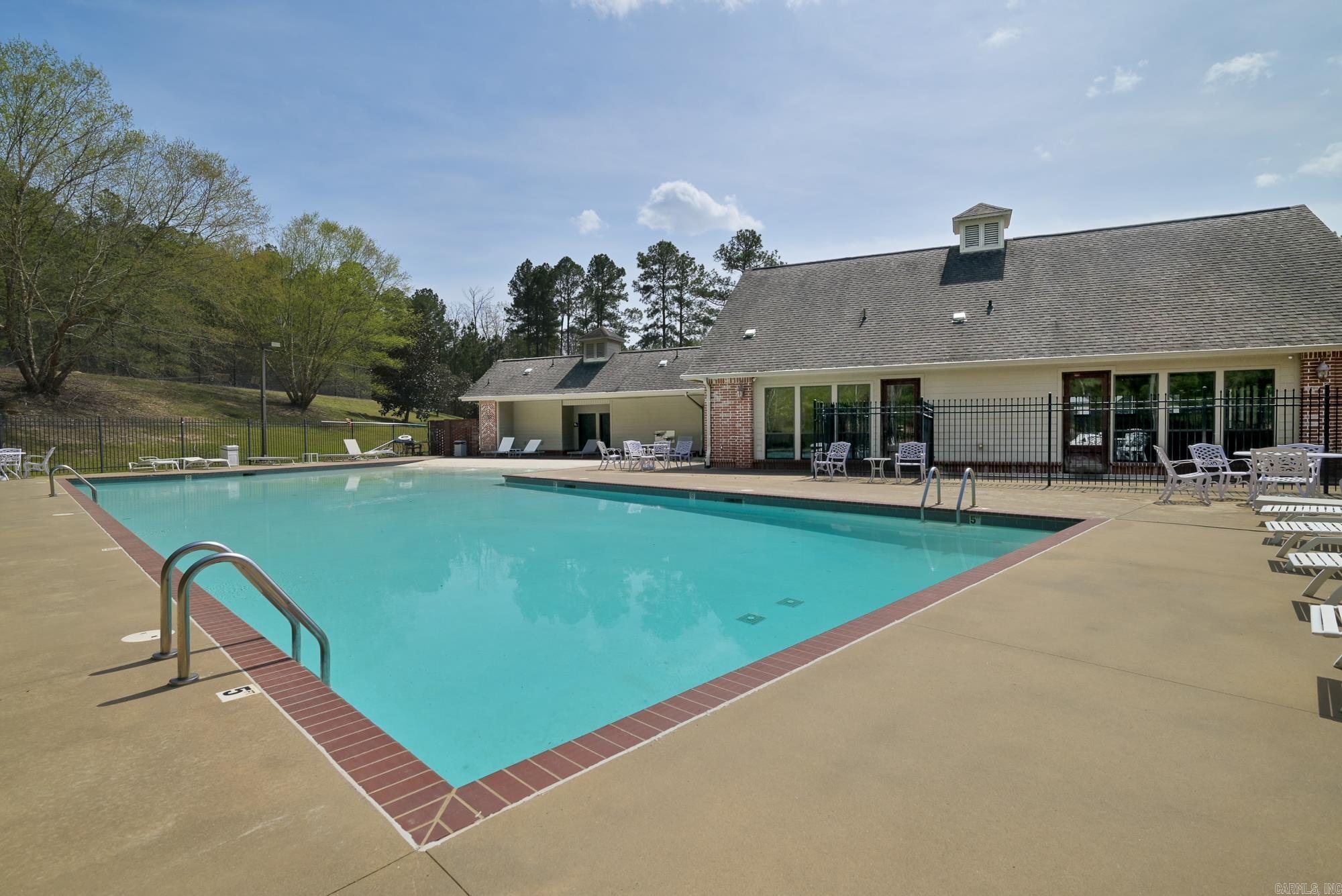 411  Sienna Lake Dr  Little Rock, AR