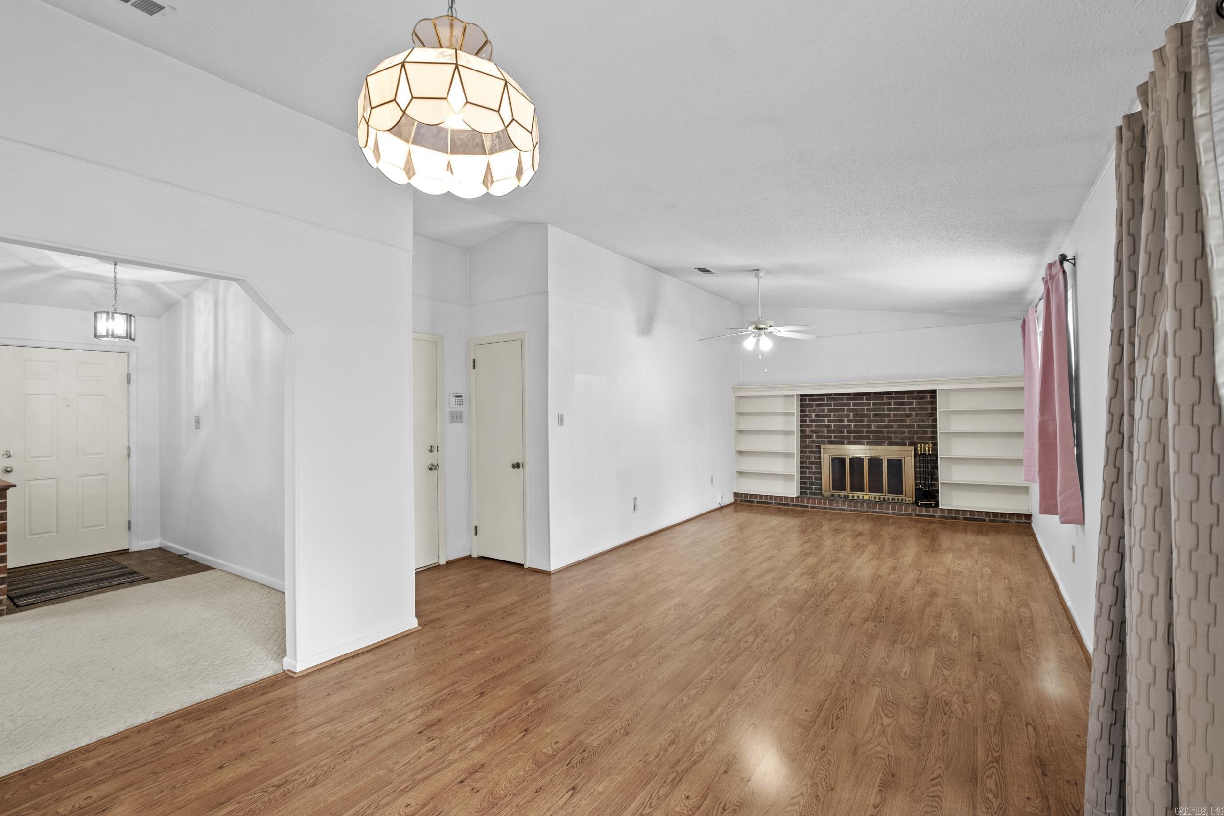 28  Sheraton Oaks  Sherwood, AR