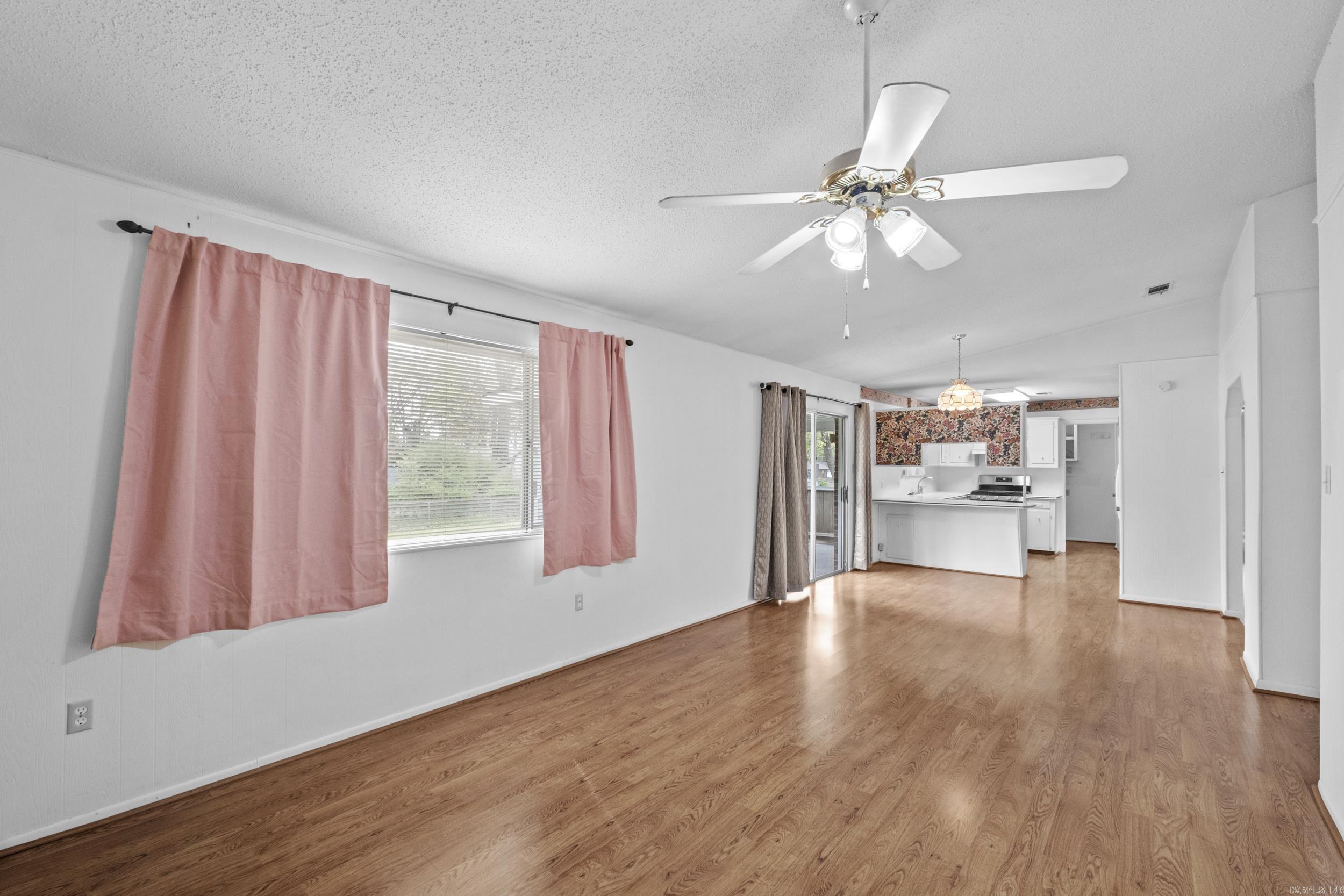 28  Sheraton Oaks  Sherwood, AR