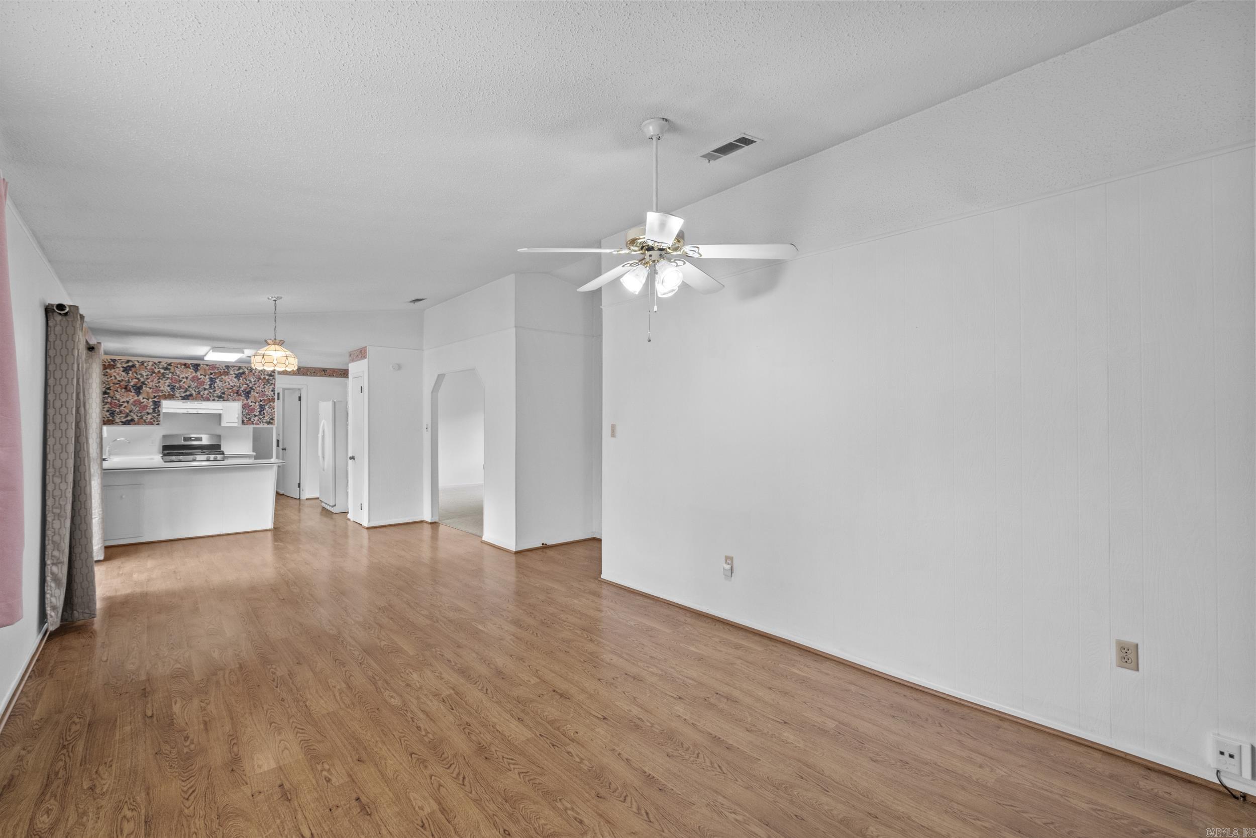 28  Sheraton Oaks  Sherwood, AR