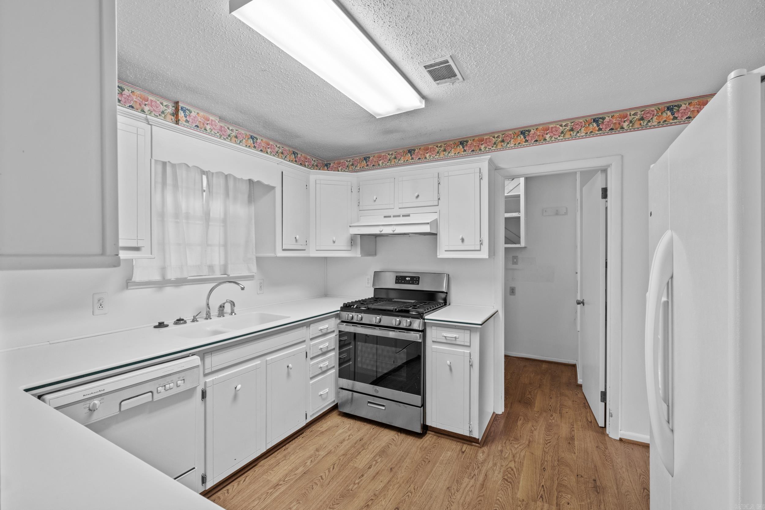 28  Sheraton Oaks  Sherwood, AR