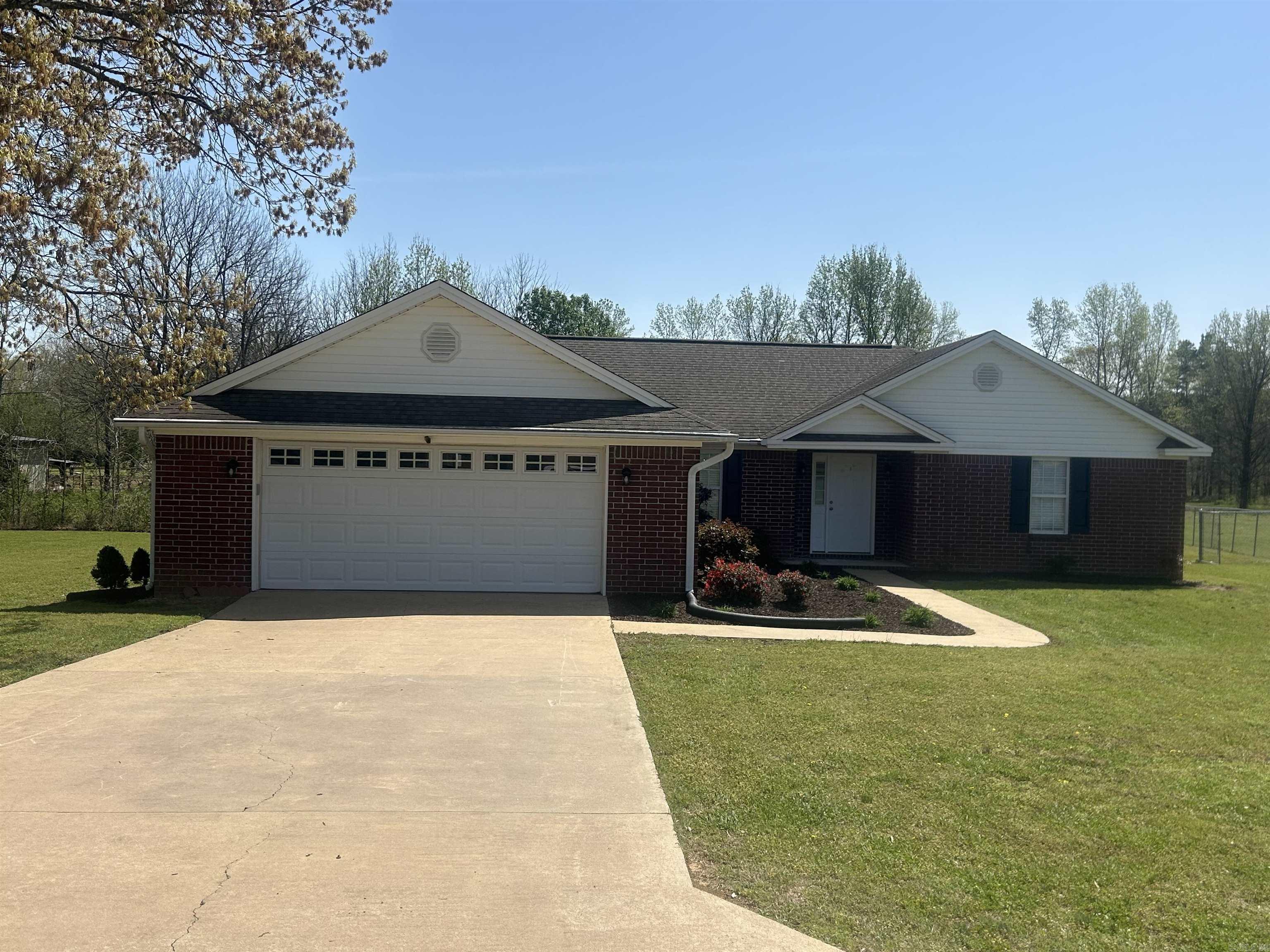 105  Centerview  Searcy, AR