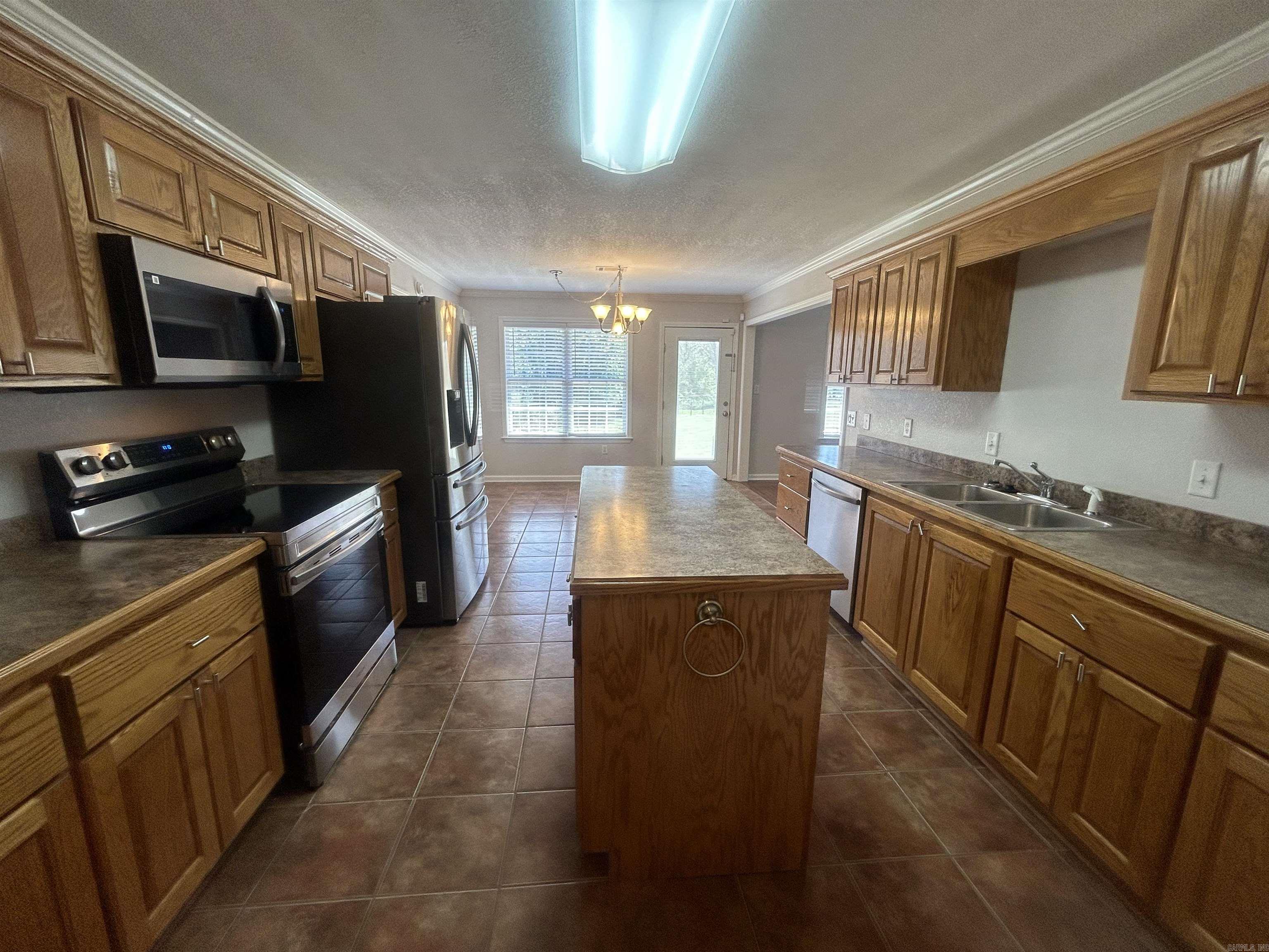 105  Centerview  Searcy, AR