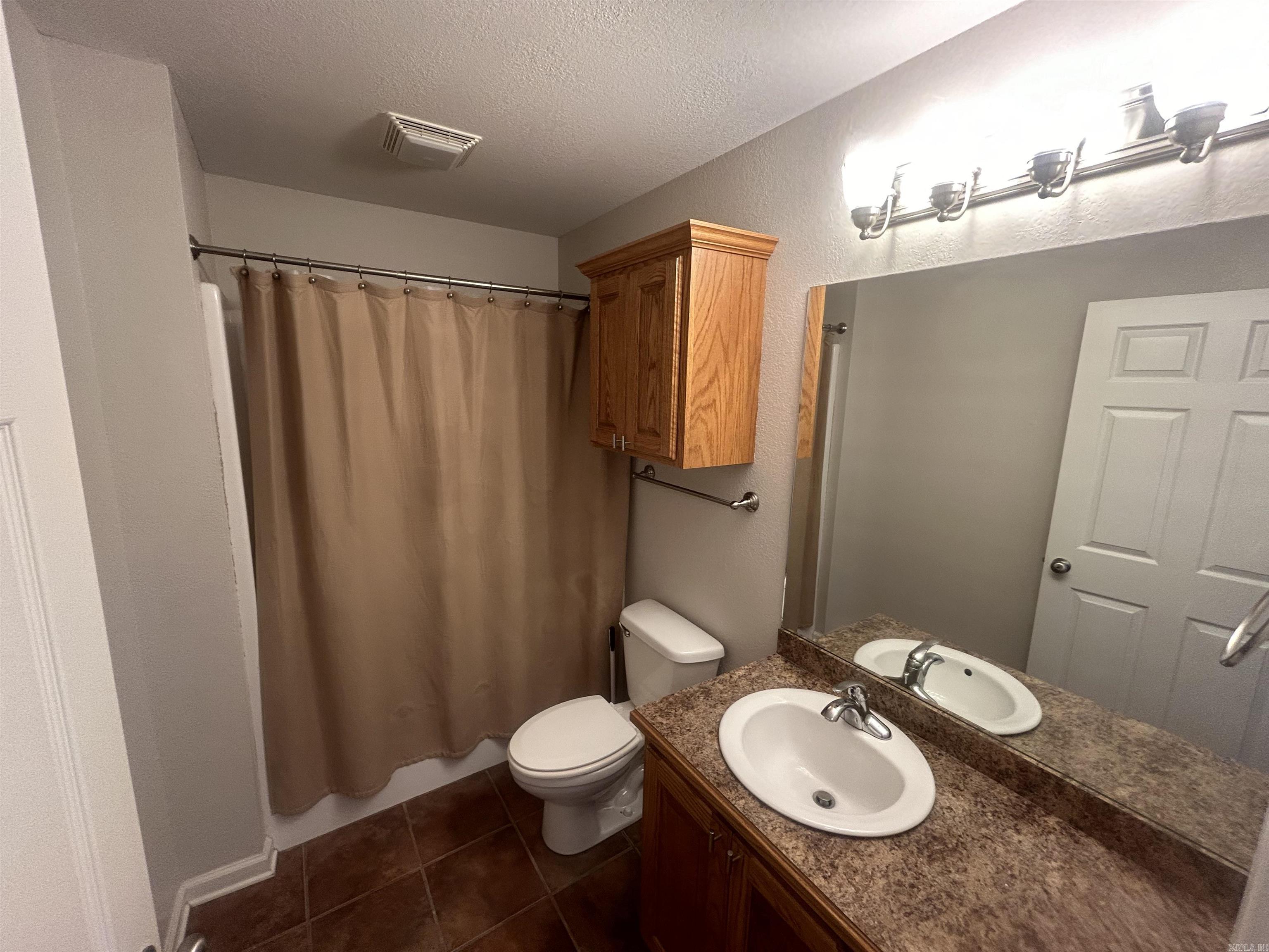 105  Centerview  Searcy, AR