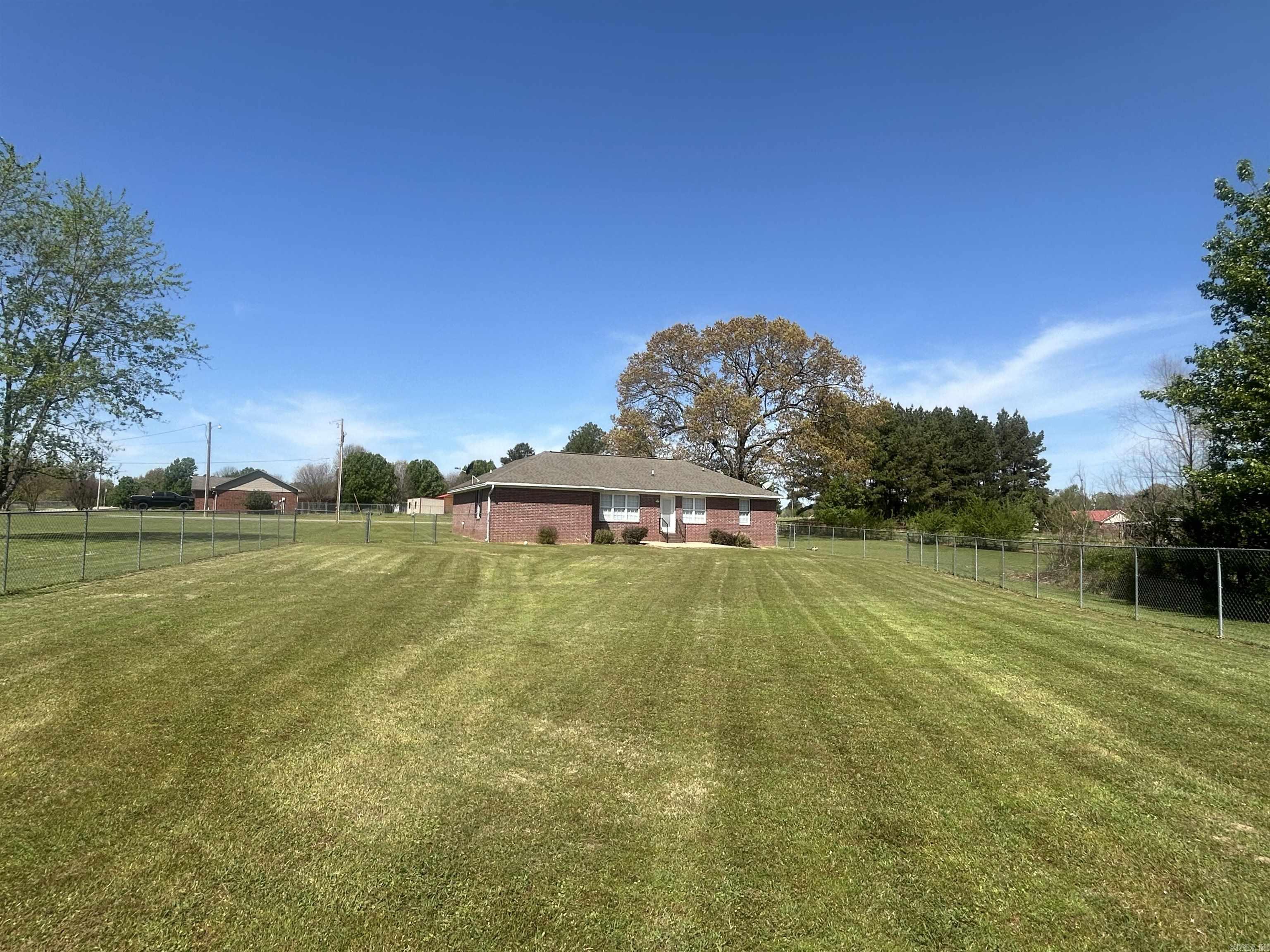 105  Centerview  Searcy, AR