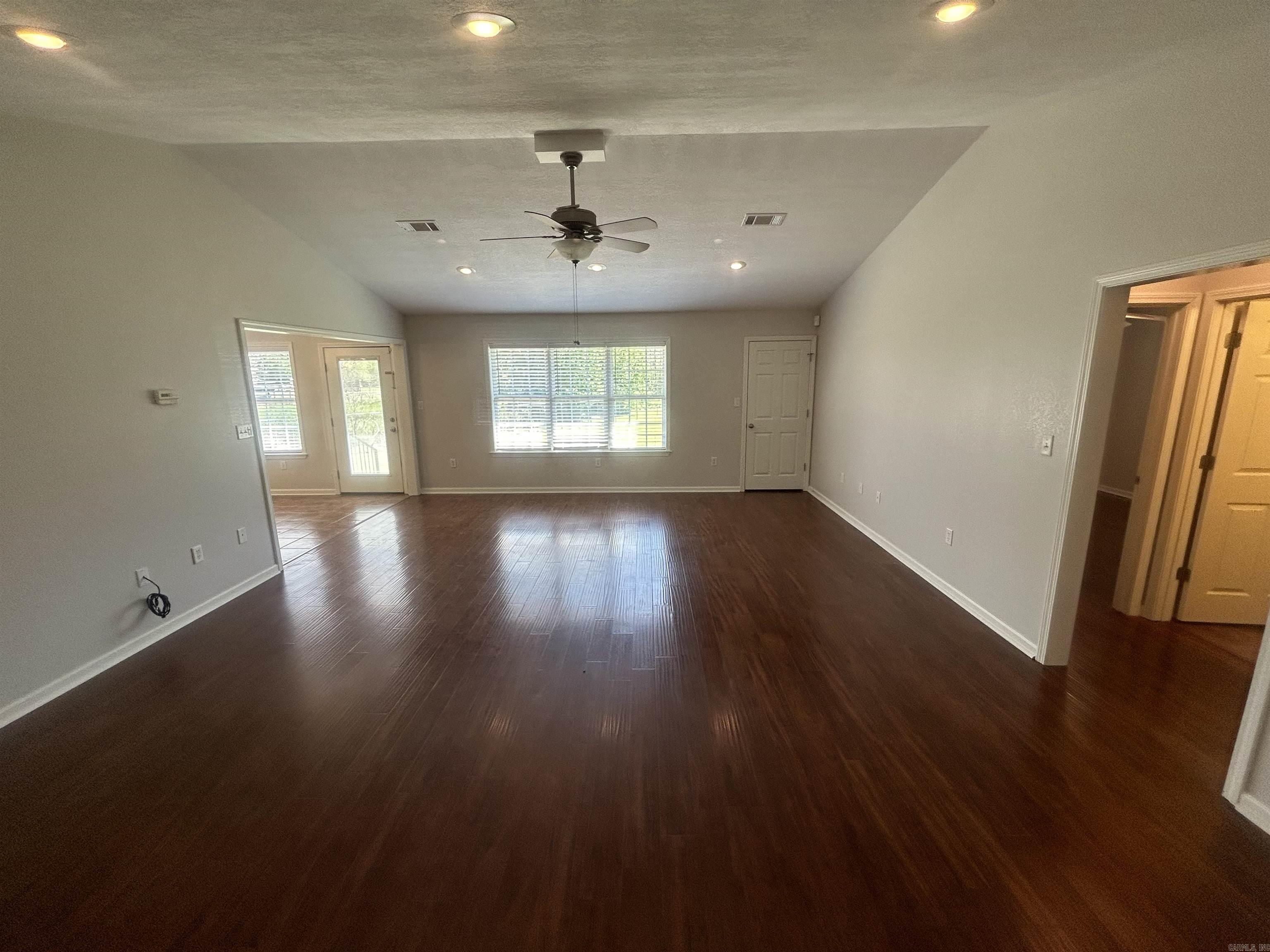 105  Centerview  Searcy, AR