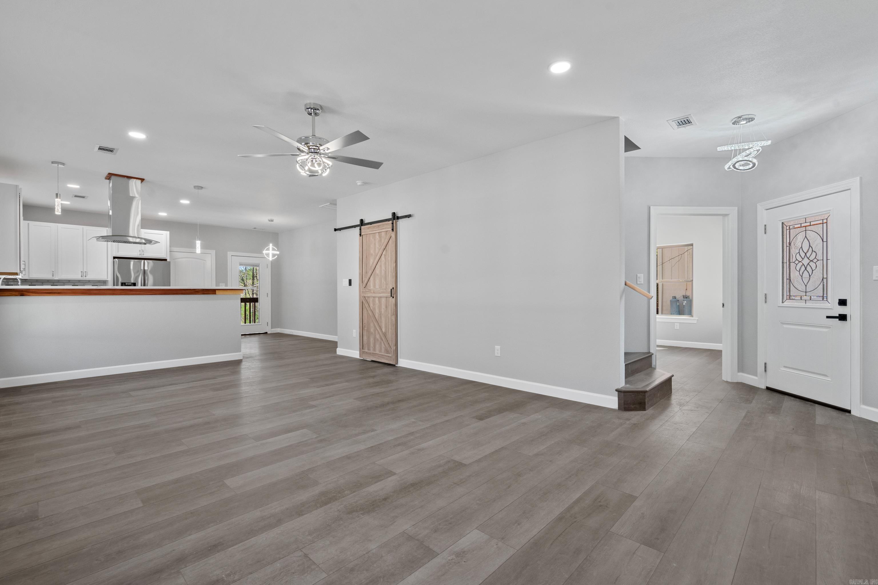 44  Alicante  Hot Springs Village, AR