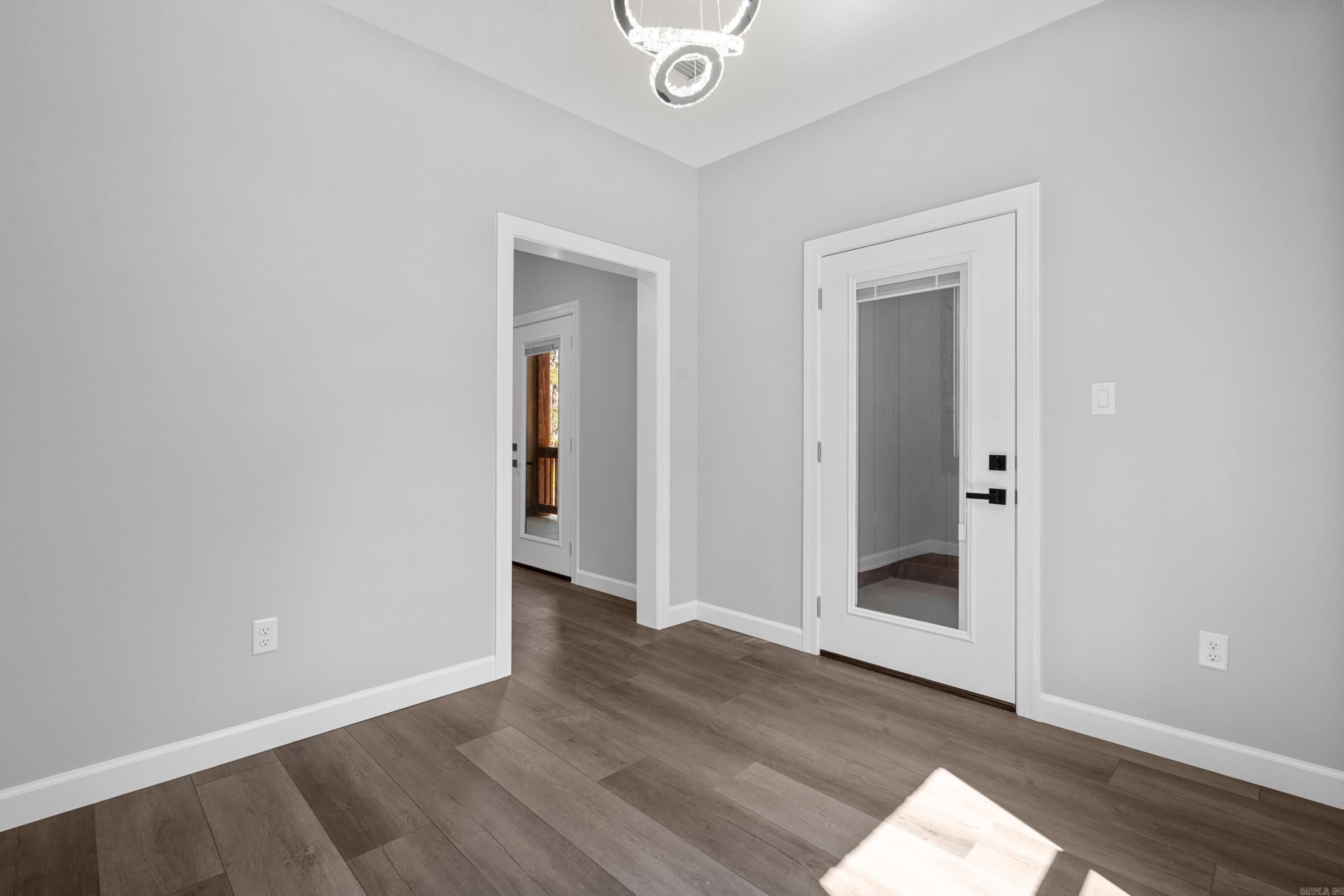 44  Alicante  Hot Springs Village, AR