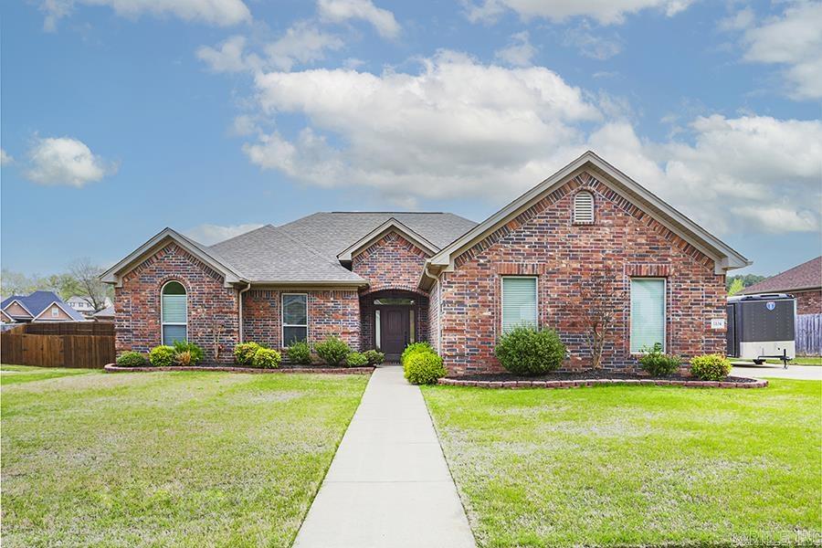 1104  Nature  Benton, AR