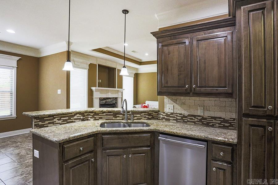1104  Nature  Benton, AR