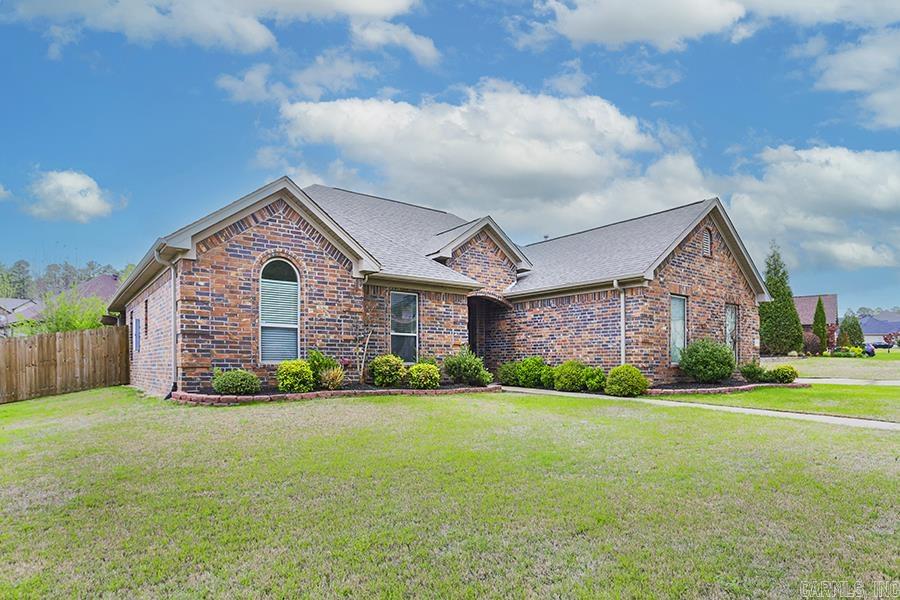 1104  Nature  Benton, AR