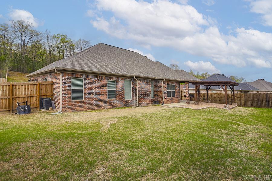 1104  Nature  Benton, AR